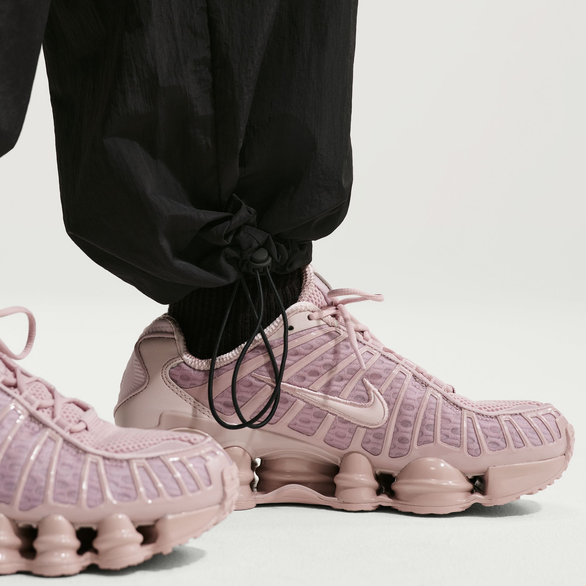 Nike Women's Sportswear Loose High-Waisted Parachute Pants product image