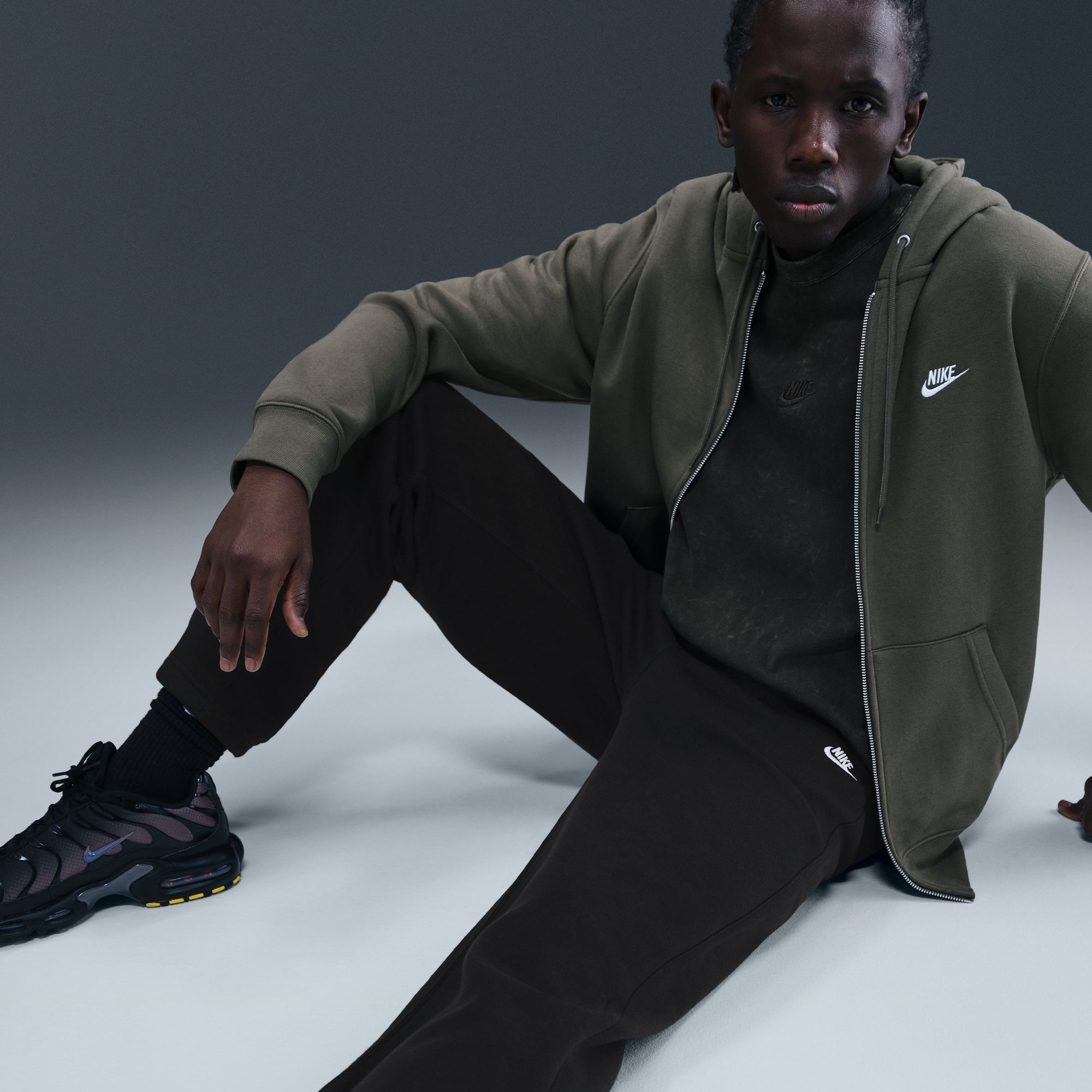 Nike Men's Club Fleece Bungee Pants product image