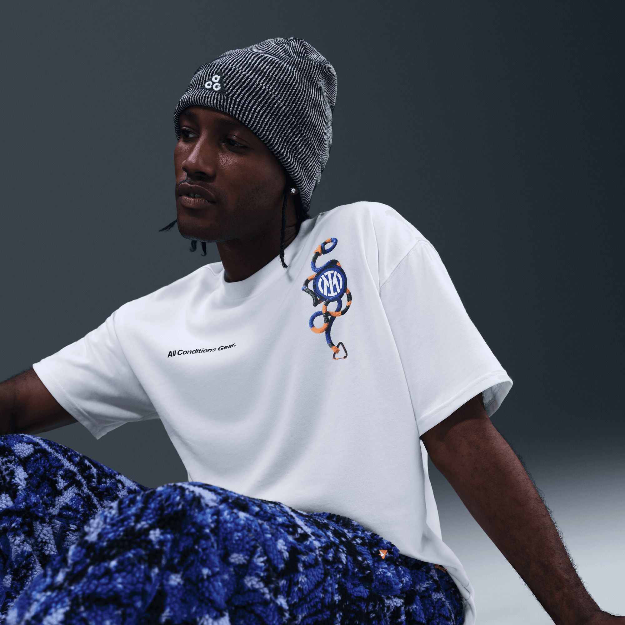 Nike Adult Inter Milan White 2025-26 ACG Fourth Team Logo T-Shirt product image