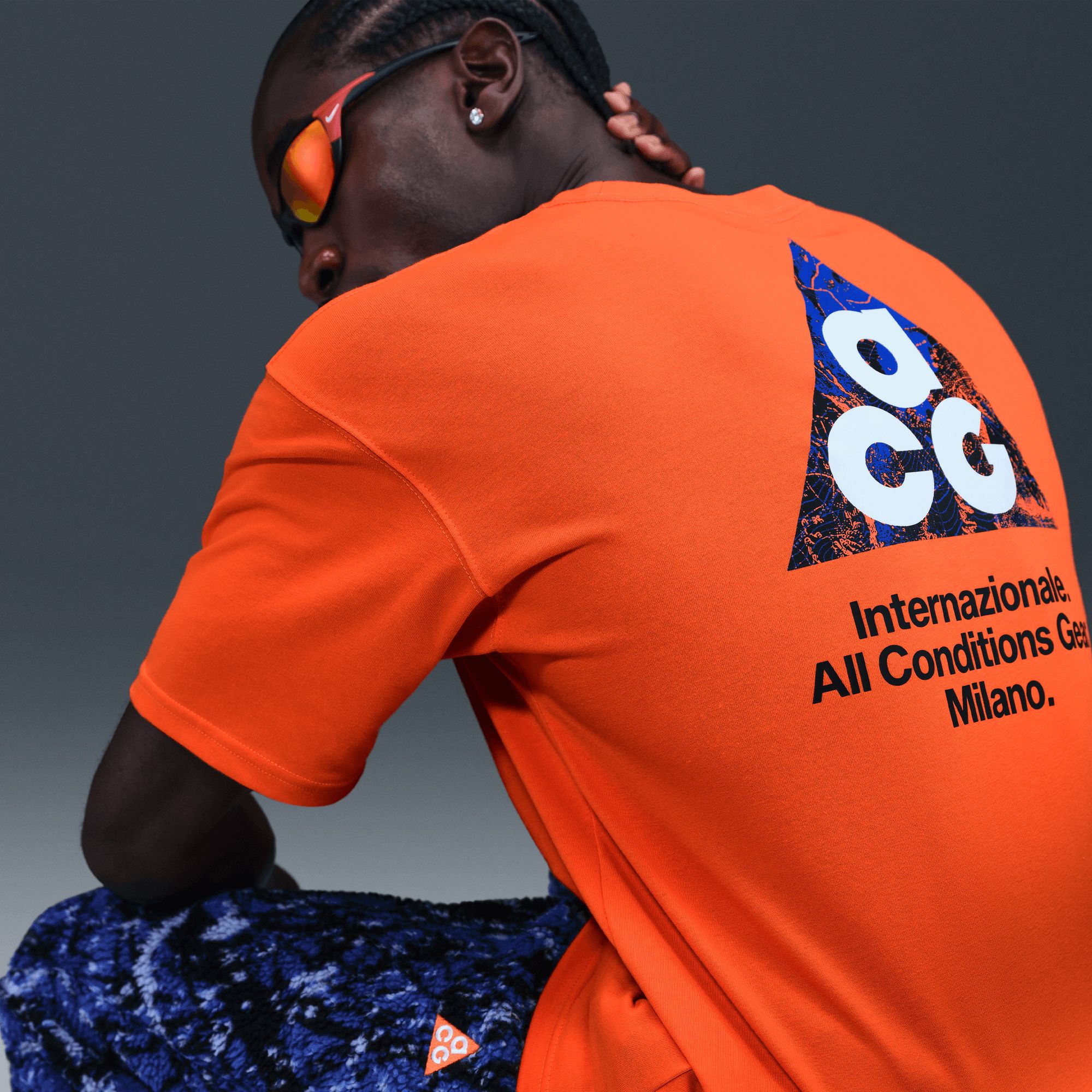 Nike Adult Inter Milan Safety Orange 2025 Fourth Team Logo T-Shirt product image