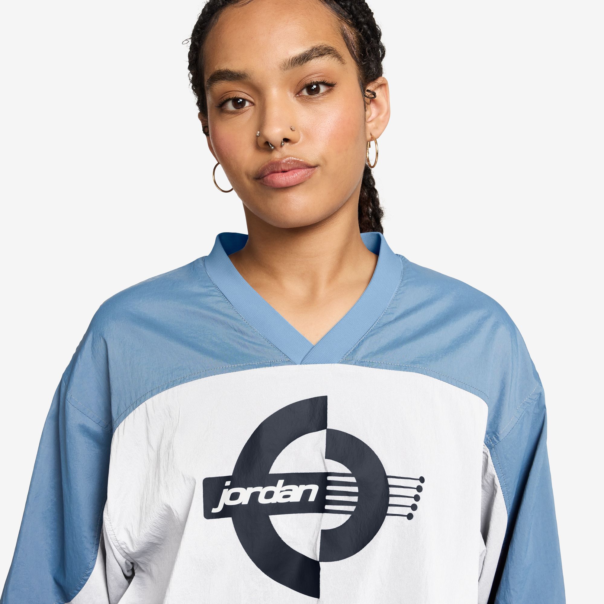 Jordan Women's Brooklyn Woven Long-Sleeve Graphic Pullover product image
