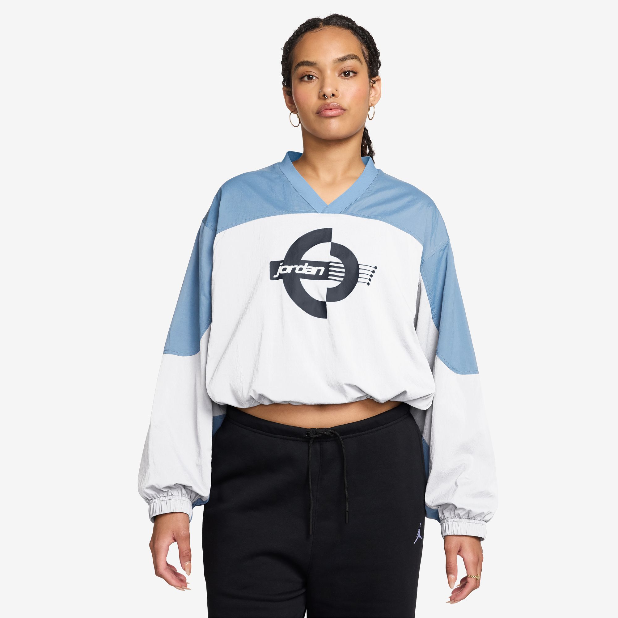 Jordan Women's Brooklyn Woven Long-Sleeve Graphic Pullover product image