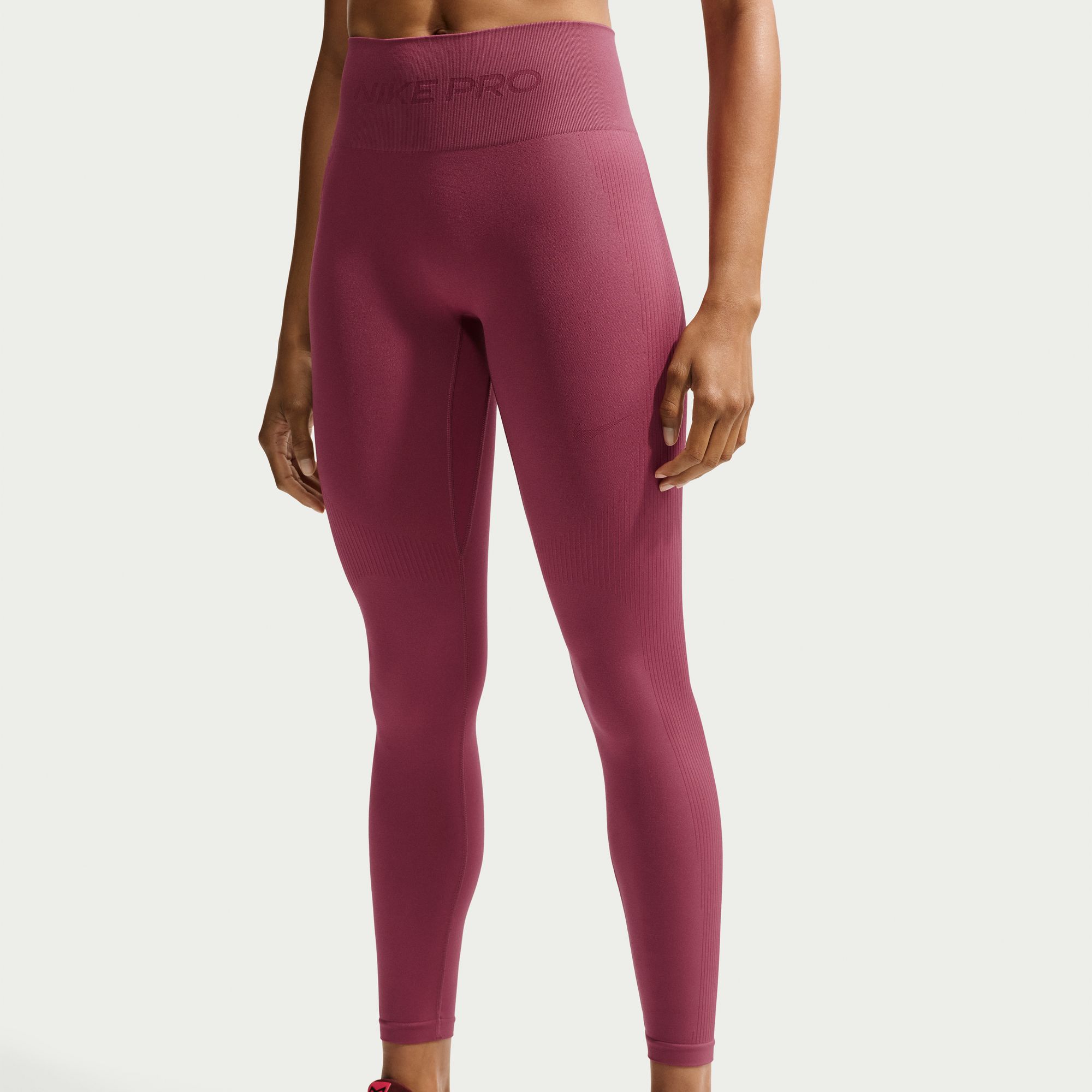 Nike Women's Pro Seamless High-Waisted 7/8 Leggings product image