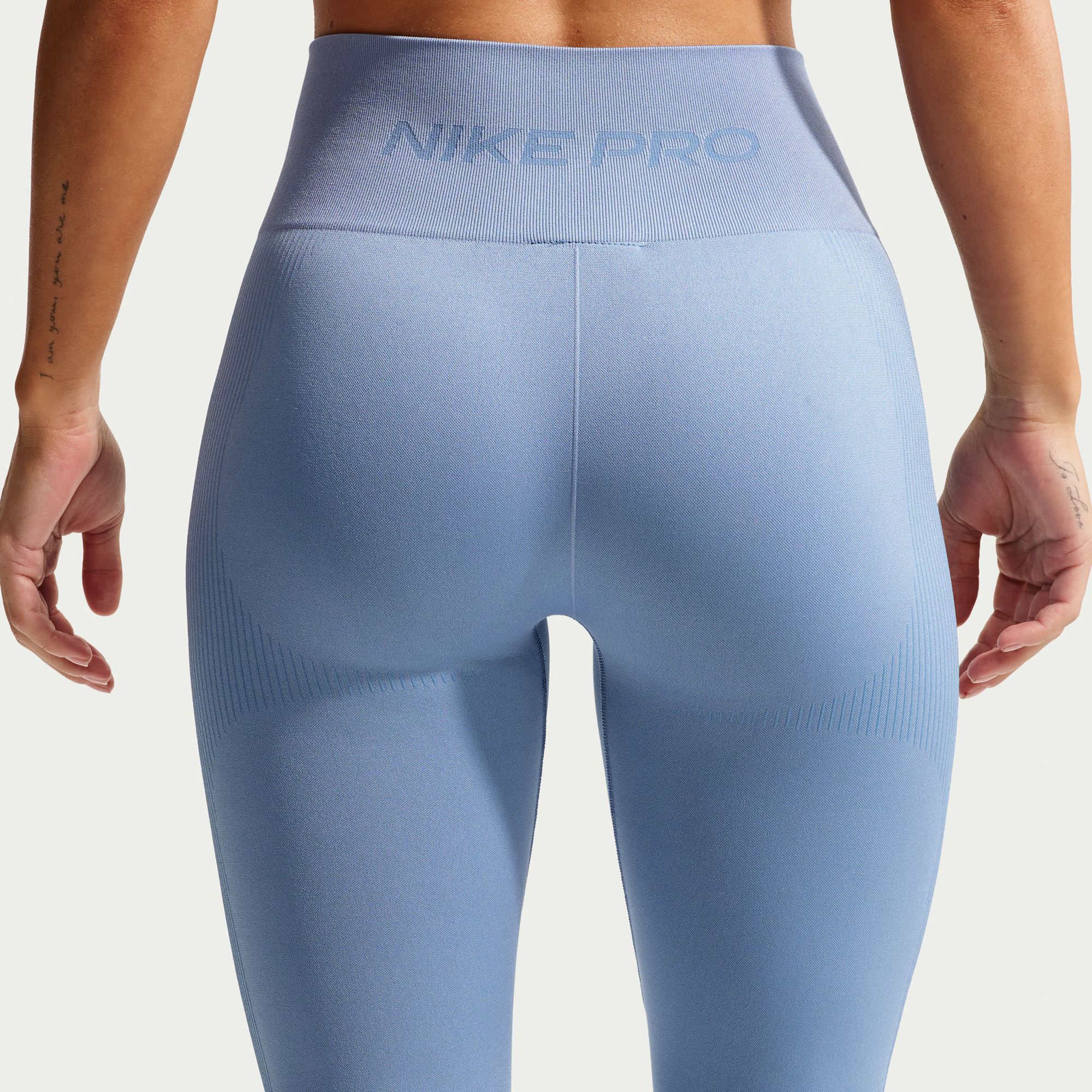 Nike Women's Pro Seamless High-Waisted 7/8 Leggings product image