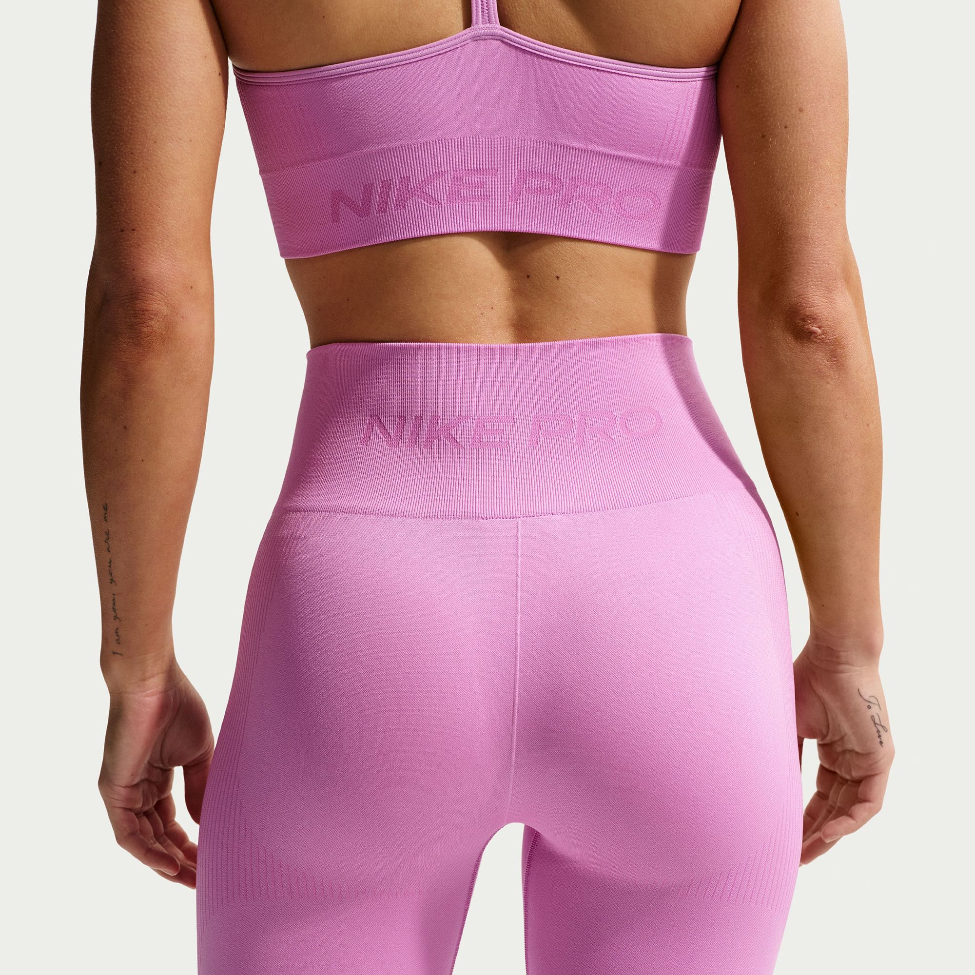 Nike Women's Pro Seamless High-Waisted 7/8 Leggings product image