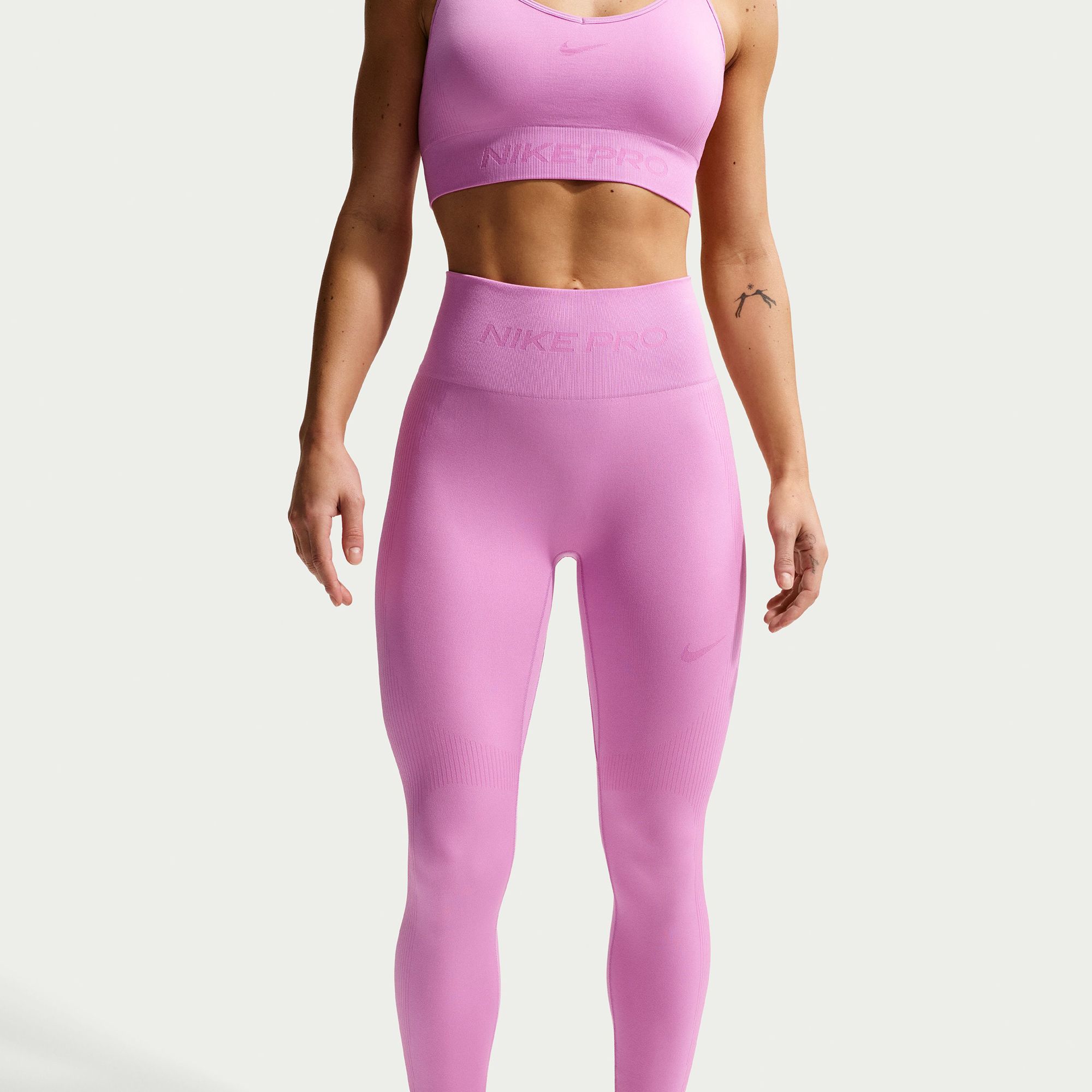Nike Women's Pro Seamless High-Waisted 7/8 Leggings product image