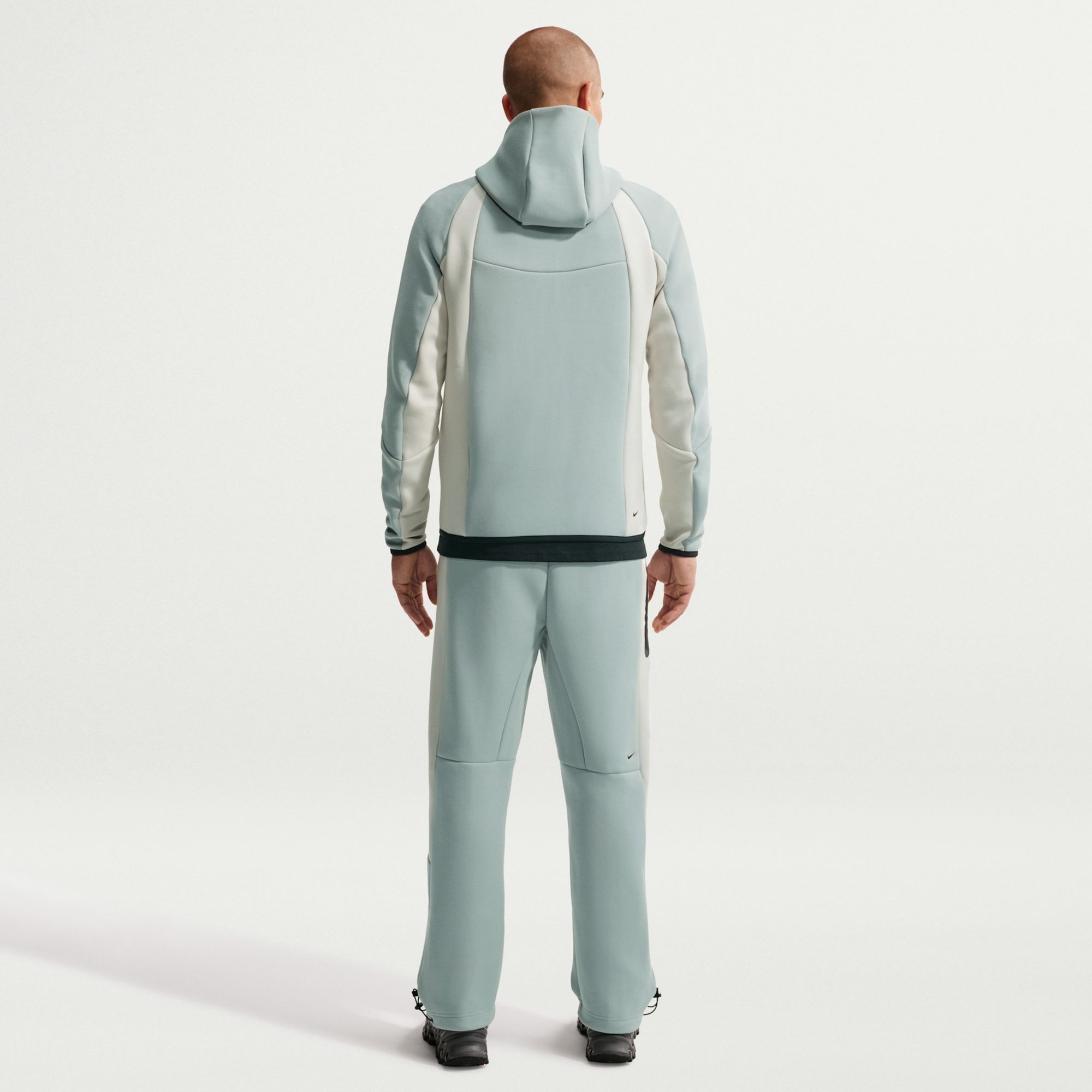 Nike Men's Tech Fleece Color Block Full-Zip Windrunner Jacket product image