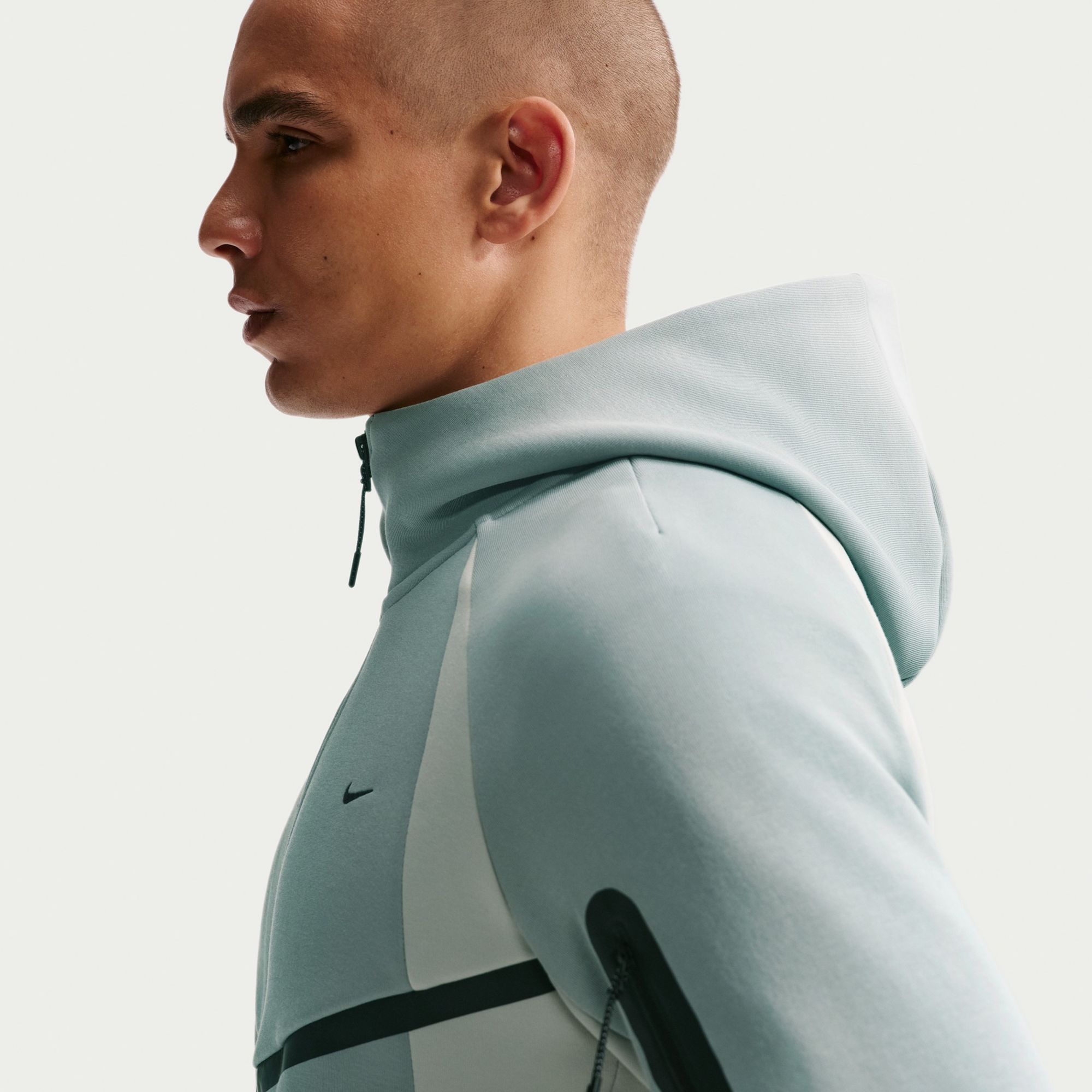 Nike Men's Tech Fleece Color Block Full-Zip Windrunner Jacket product image