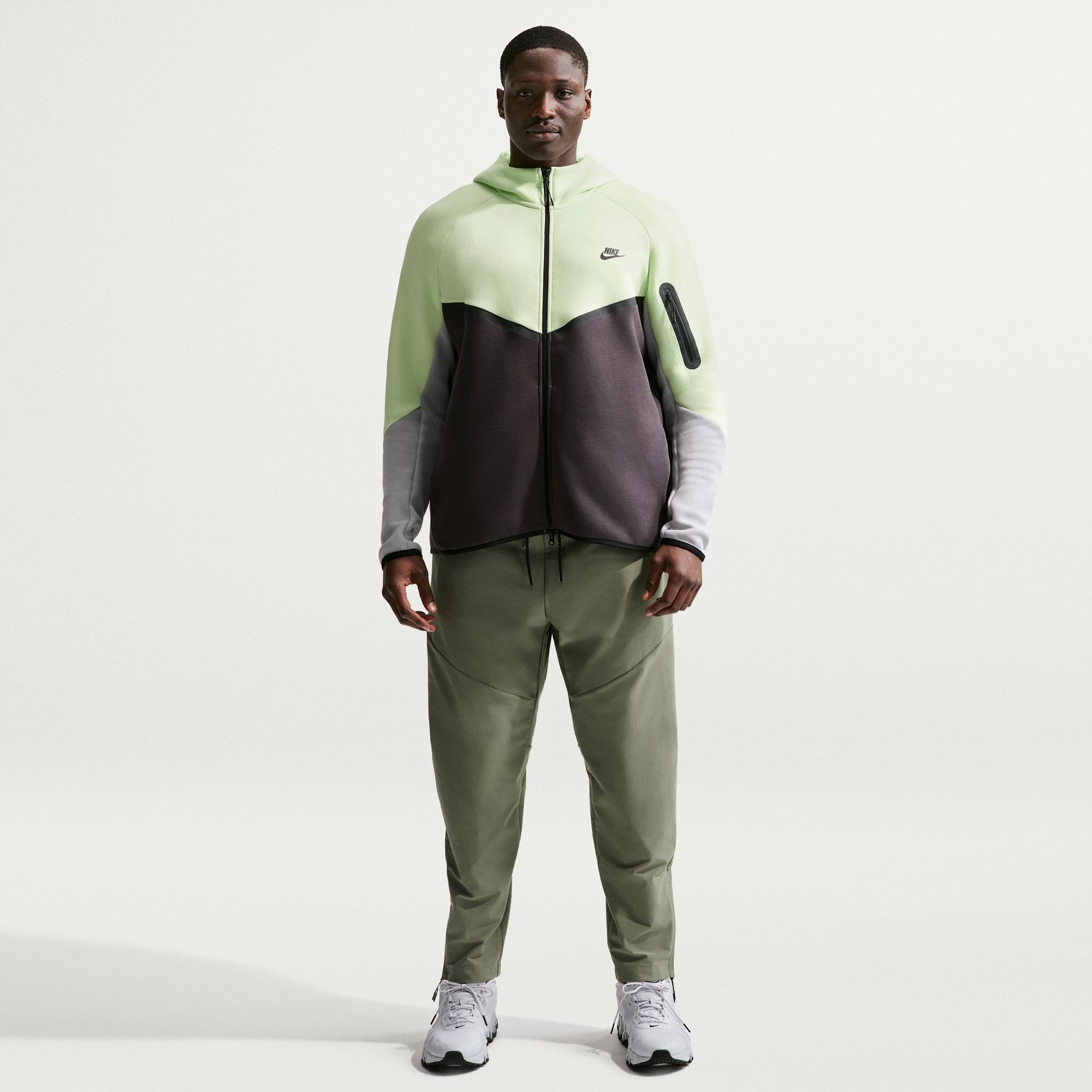 Nike Men's Tech Shori Knit Drill Pants product image
