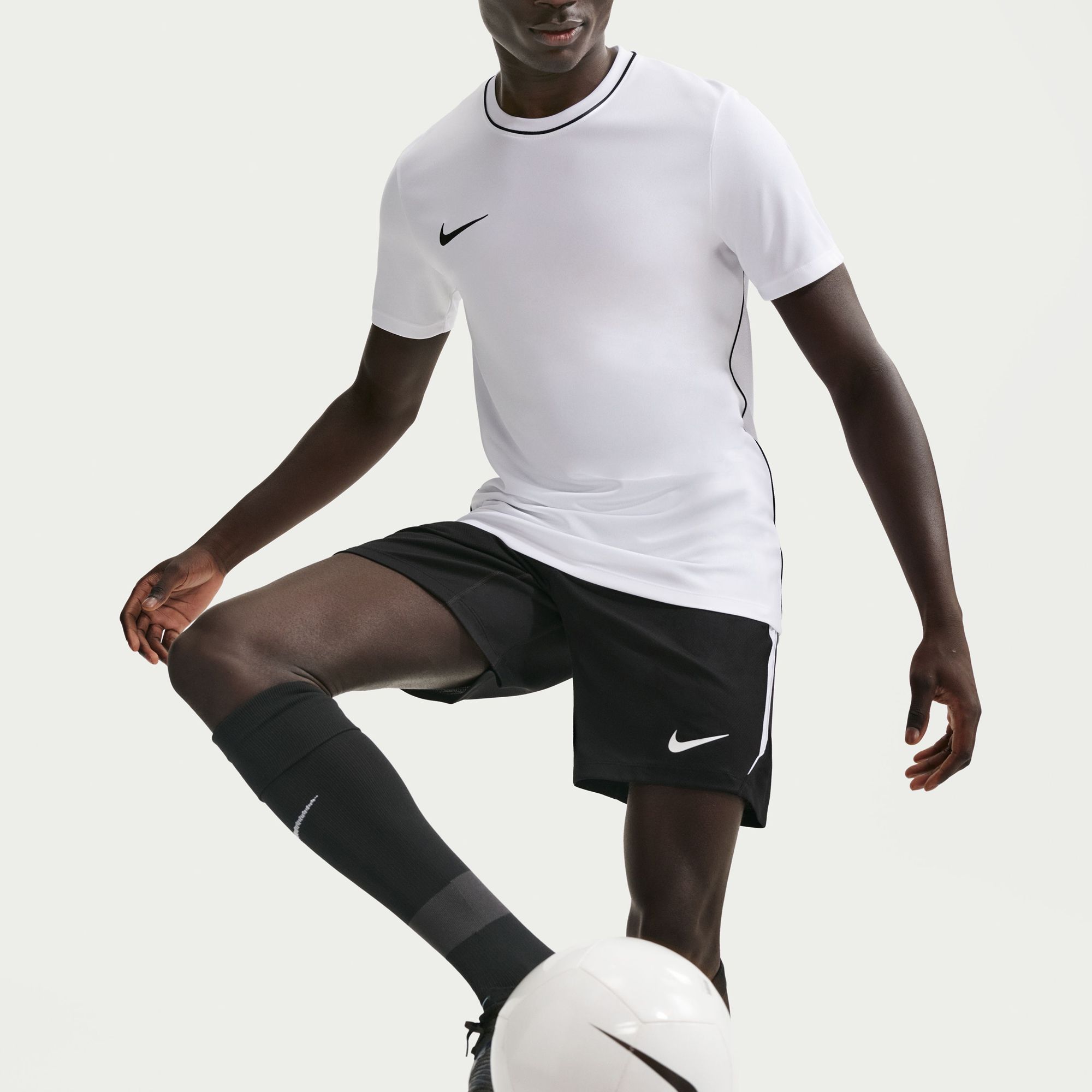 Nike Men's Dri-FIT Strike Soccer Shorts product image