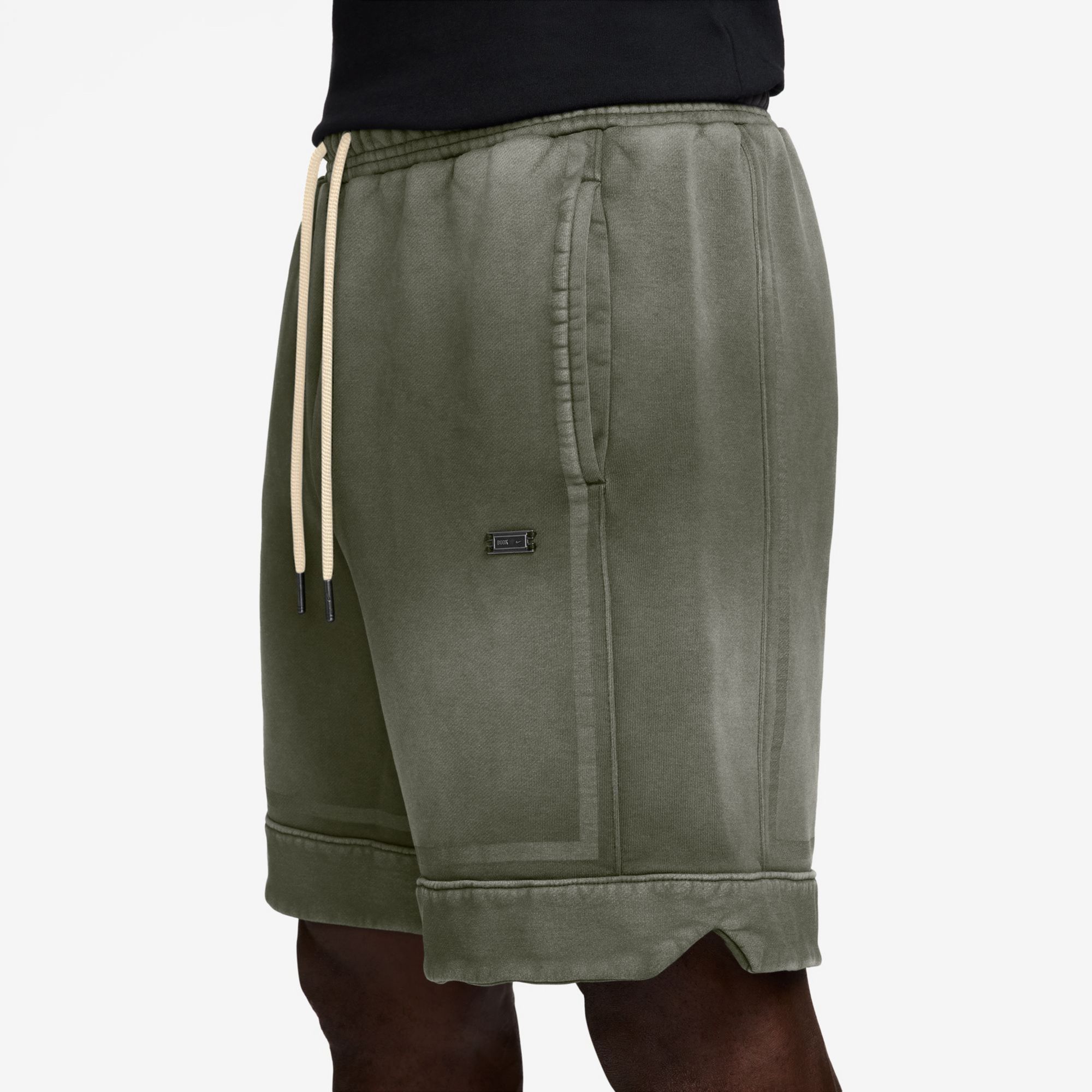 Nike Men's Devin Booker Standard Issue Book Shorts product image