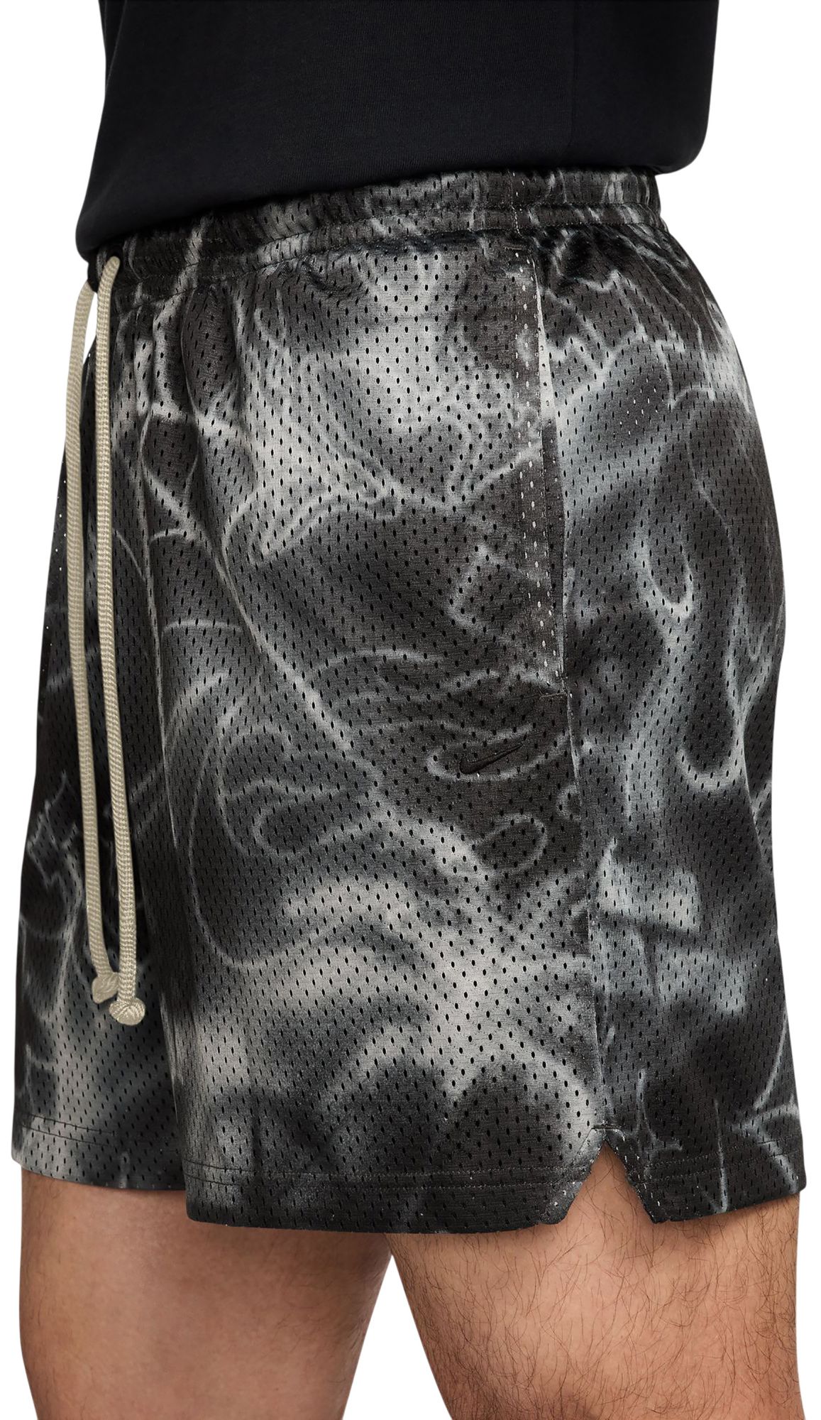 Nike Men's Dri-FIT Standard Issue 5" Mesh Printed Basketball Practice Shorts product image