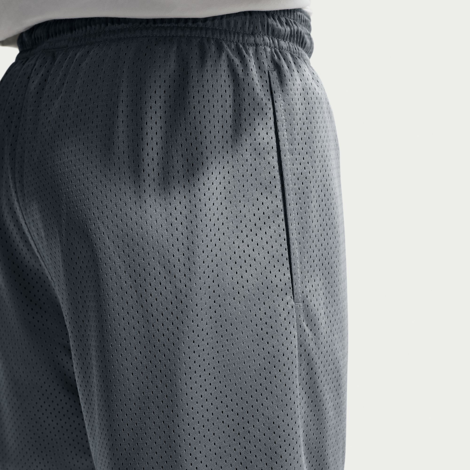 Nike Men's Dri-FIT Standard Issue 5" Mesh Basketball Practice Shorts product image