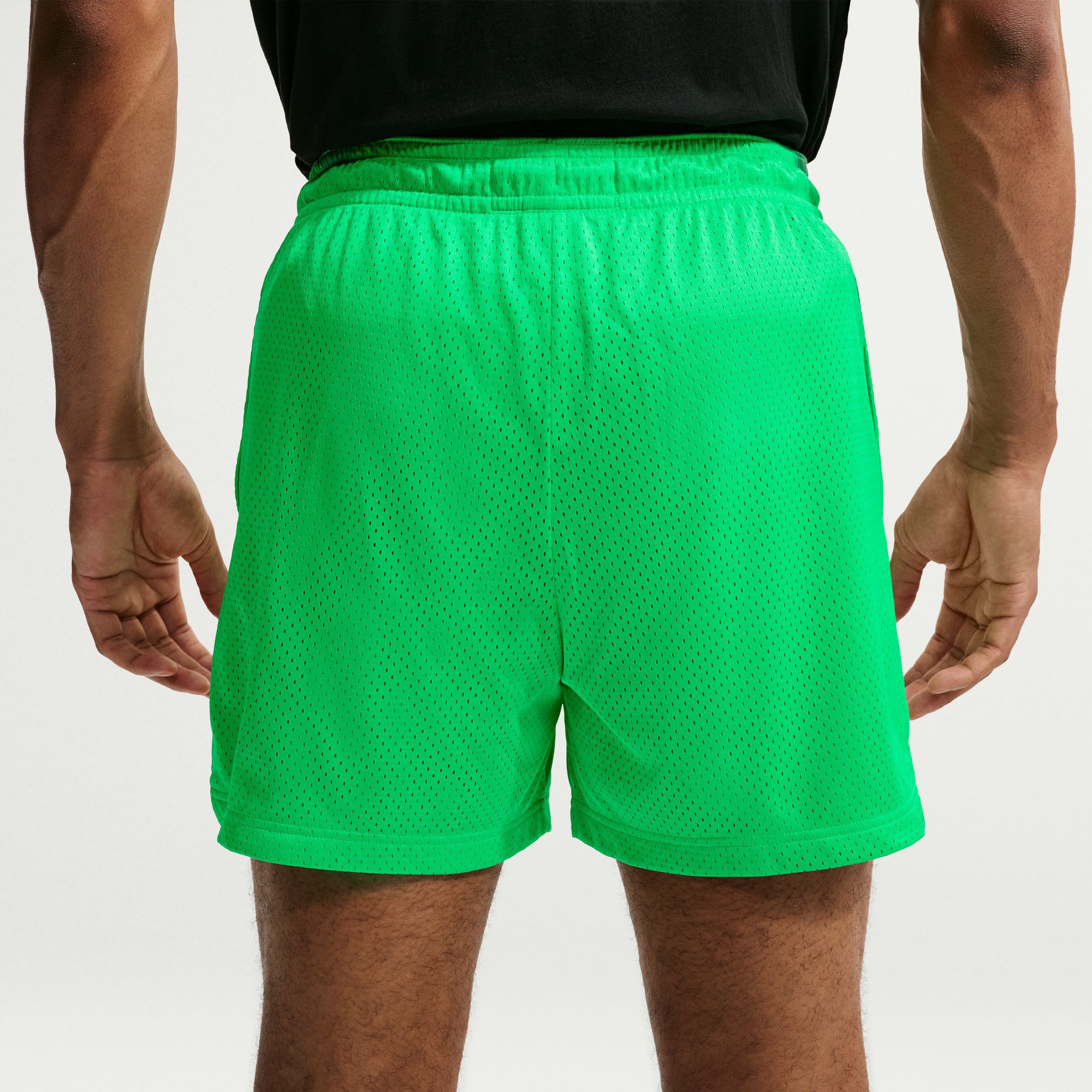 Nike Men's Dri-FIT Standard Issue 5" Mesh Basketball Practice Shorts product image