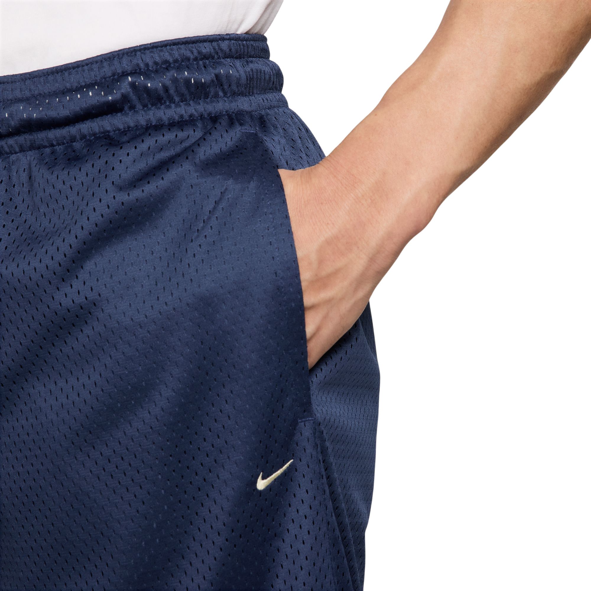 Nike Men's Dri-FIT Standard Issue 5" Mesh Basketball Practice Shorts product image