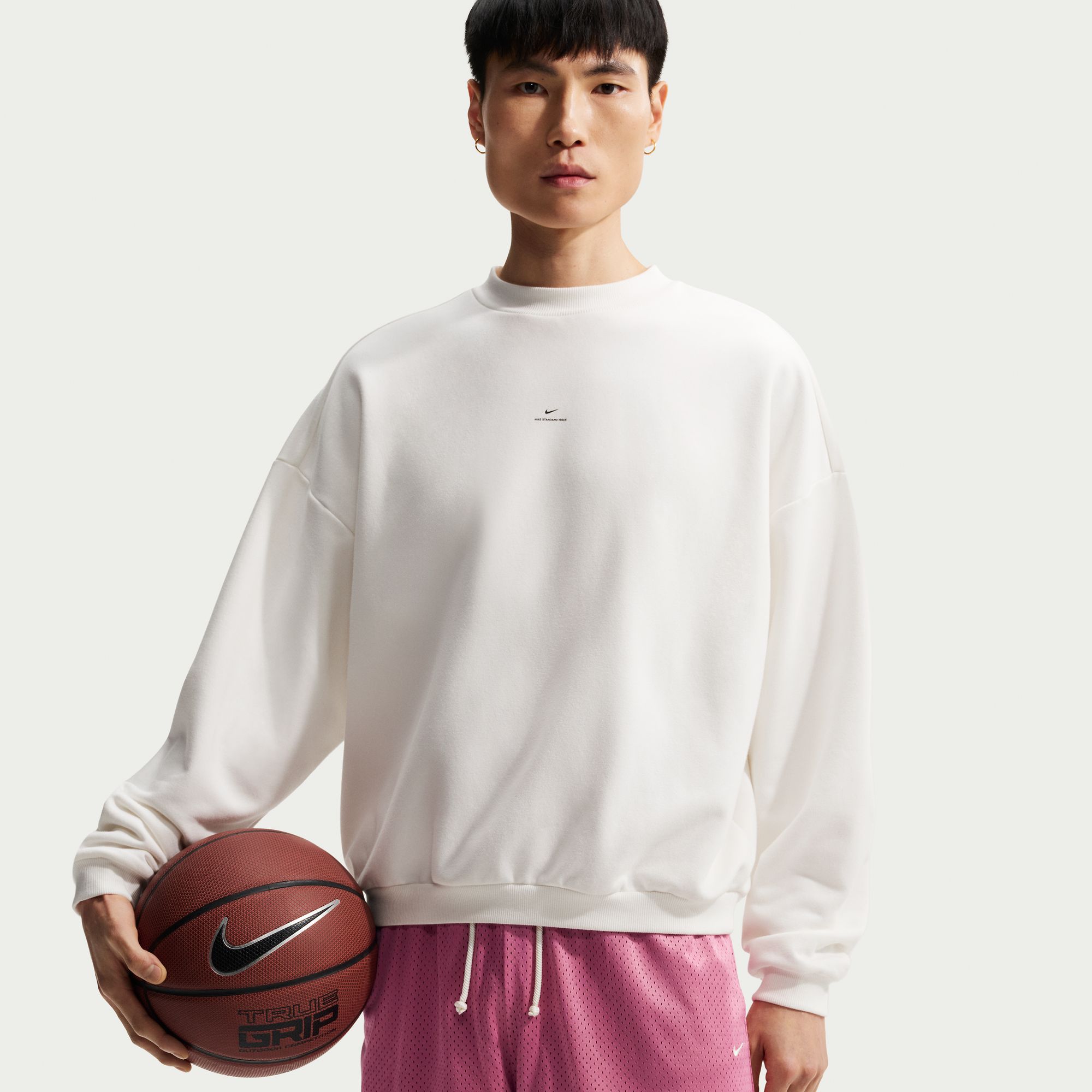 Nike Men's Dri-FIT Standard Issue 5" Mesh Basketball Practice Shorts product image