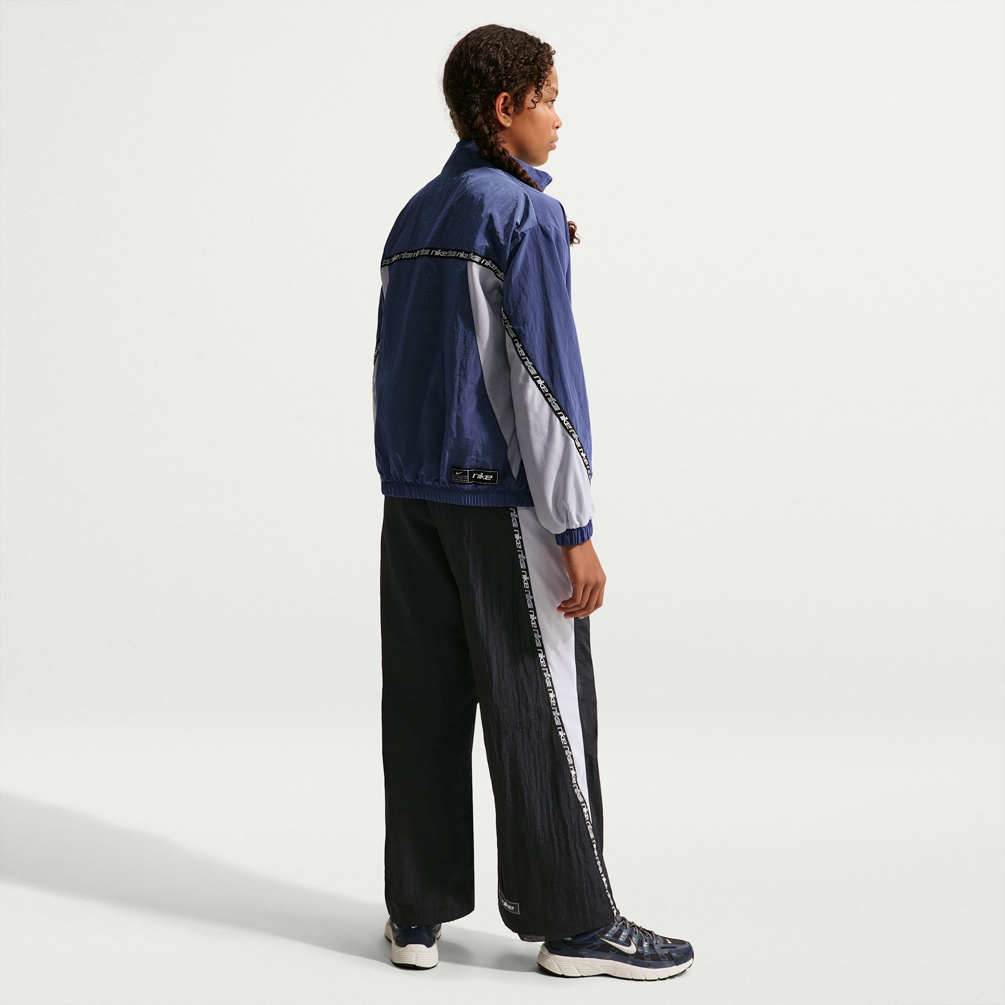 Nike Girls' Woven Dance Pant product image