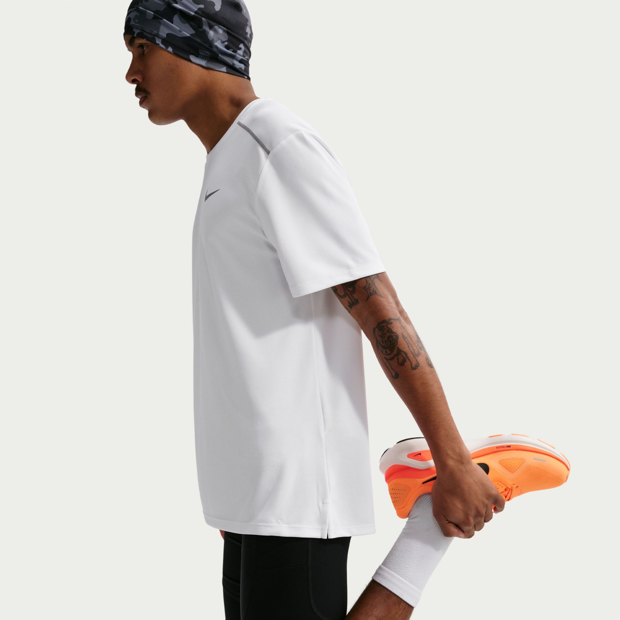 Nike Men's Dri-FIT Miler UV Running T-Shirt product image