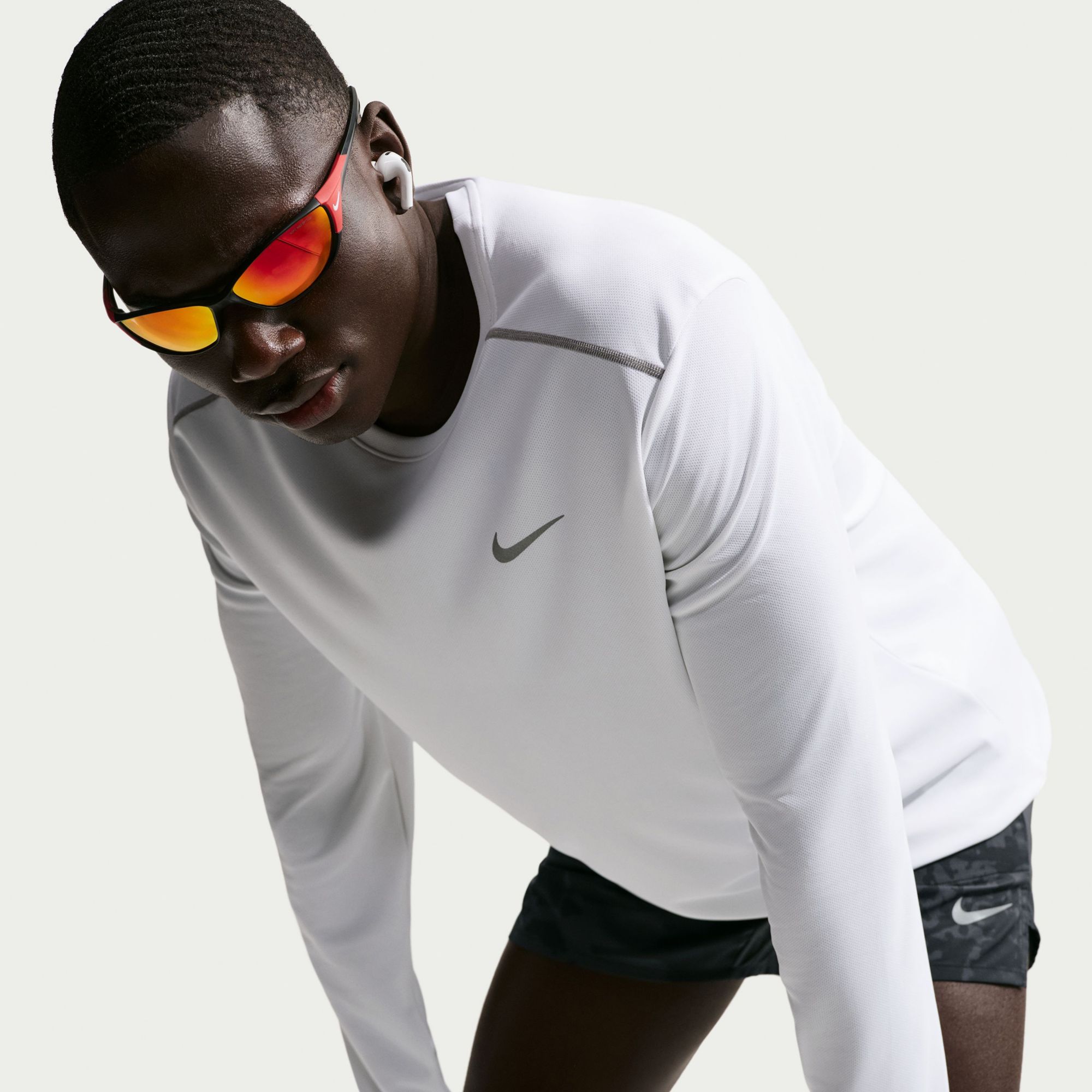 Nike Men's Dri-FIT Miler UV Long Sleeve Running T-Shirt product image