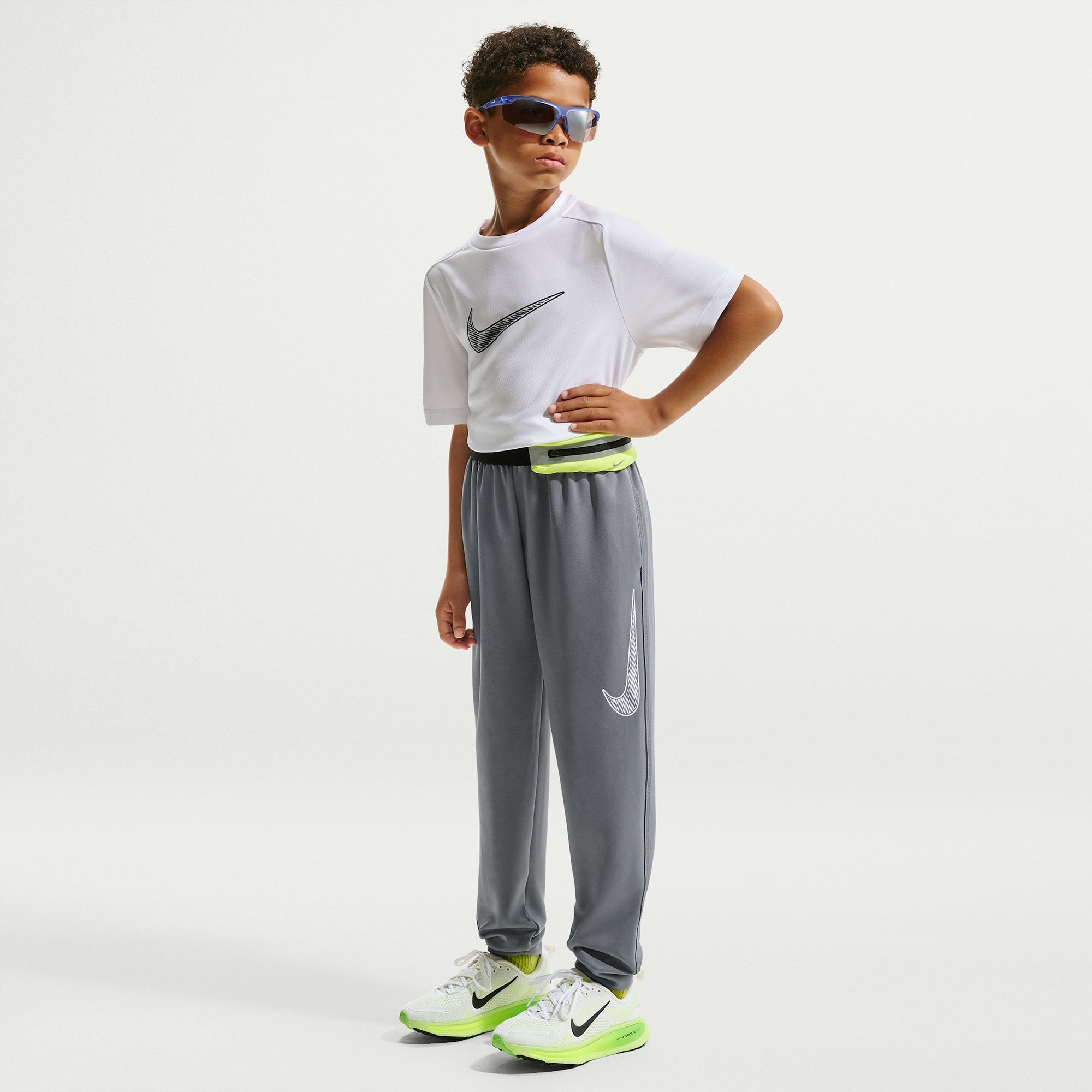 Nike Boys' Multi Knit Pant product image