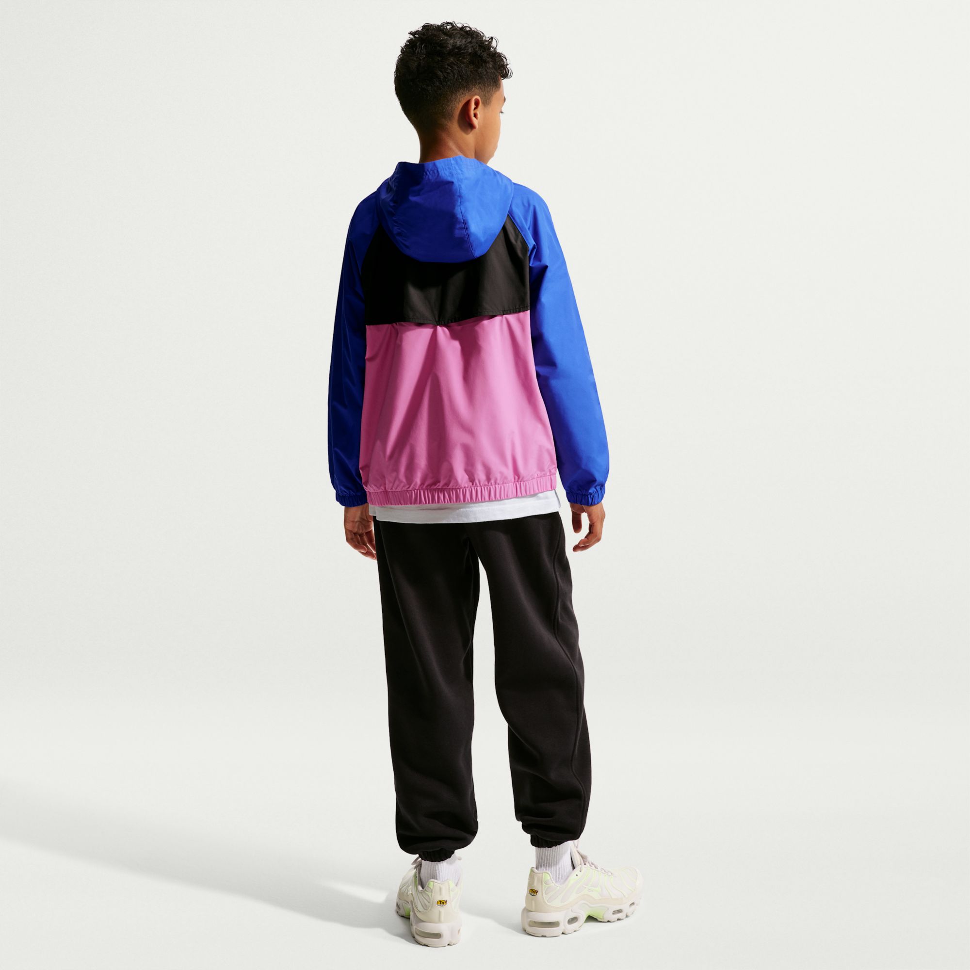 Nike Kids' Sportswear Windrunner Hooded Repel Jacket product image