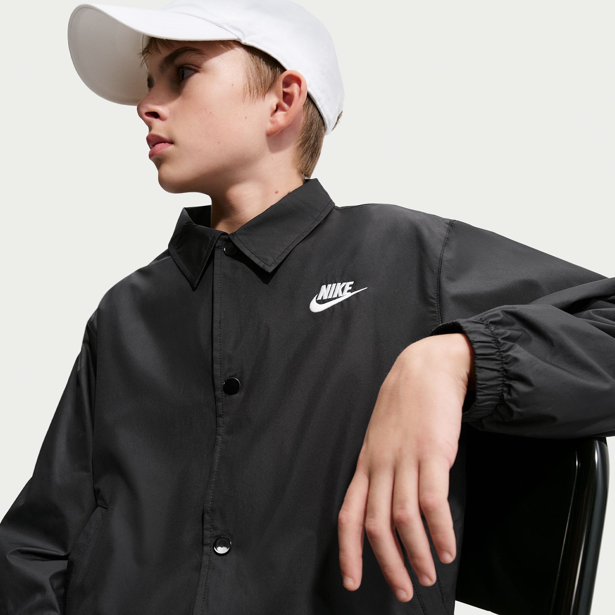 Nike Kids' Sportswear Club Woven Coach Jacket product image