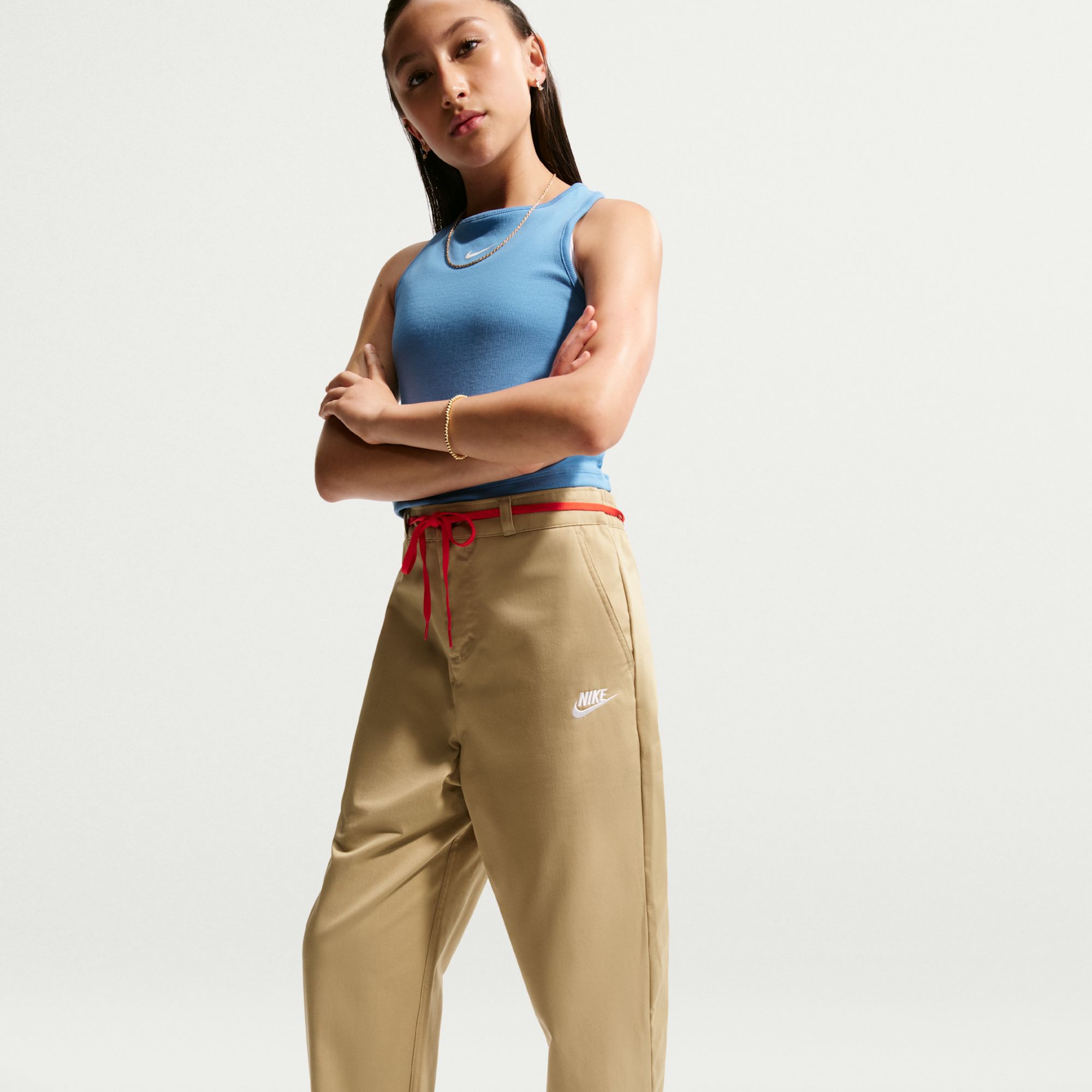 Nike Kids' Sportswear Club Woven Everyday Pant product image