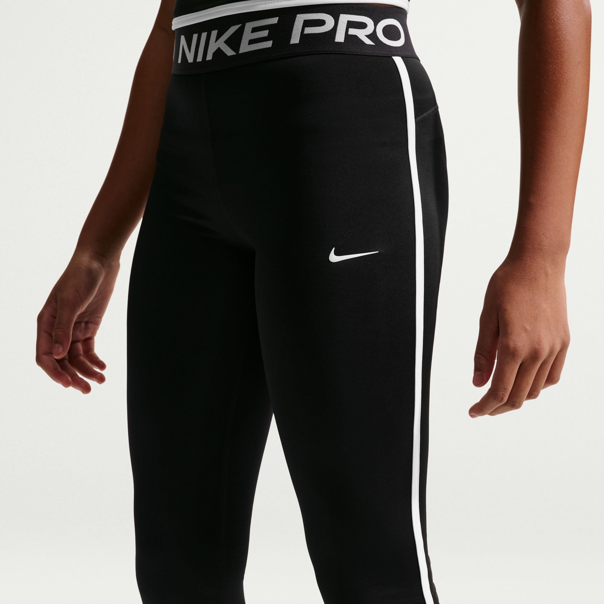 Nike Girls' Dri-FIT Sport Pack Capri product image