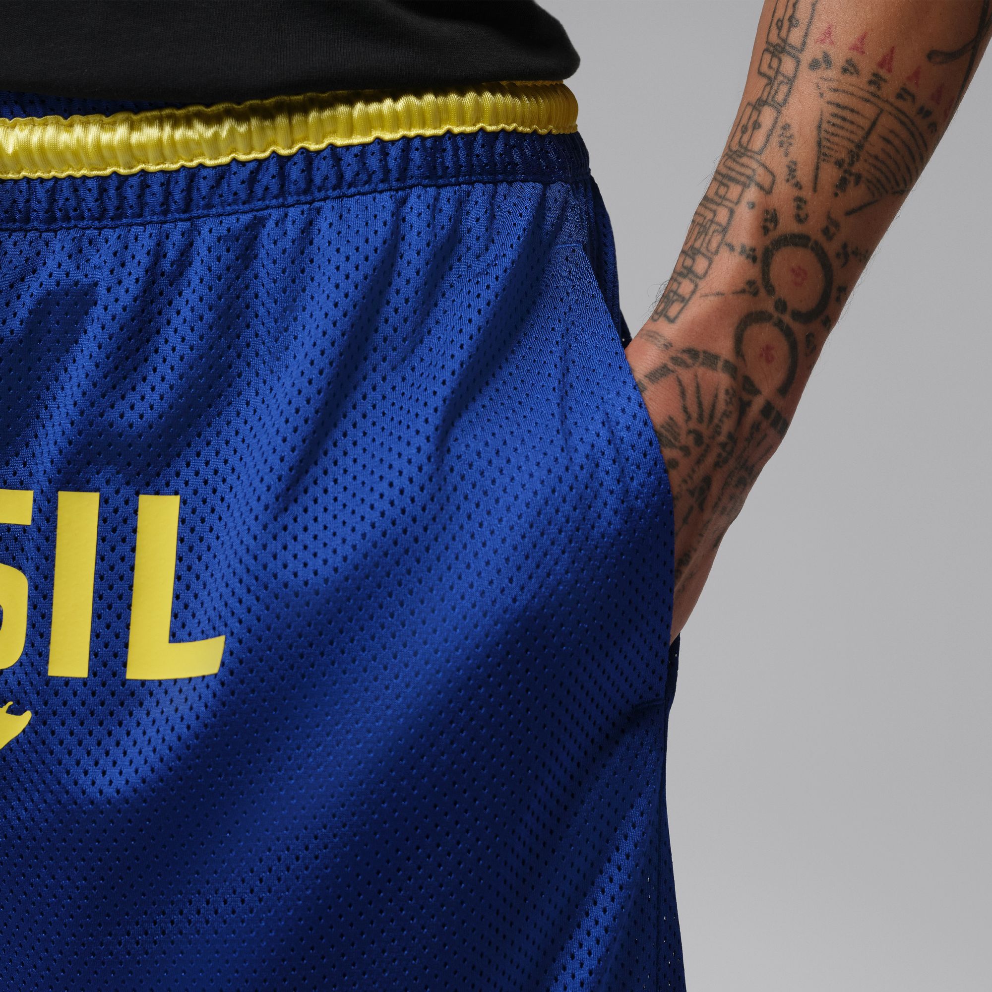 Jordan Men's Brazil 9'' Mesh Diamond Shorts product image