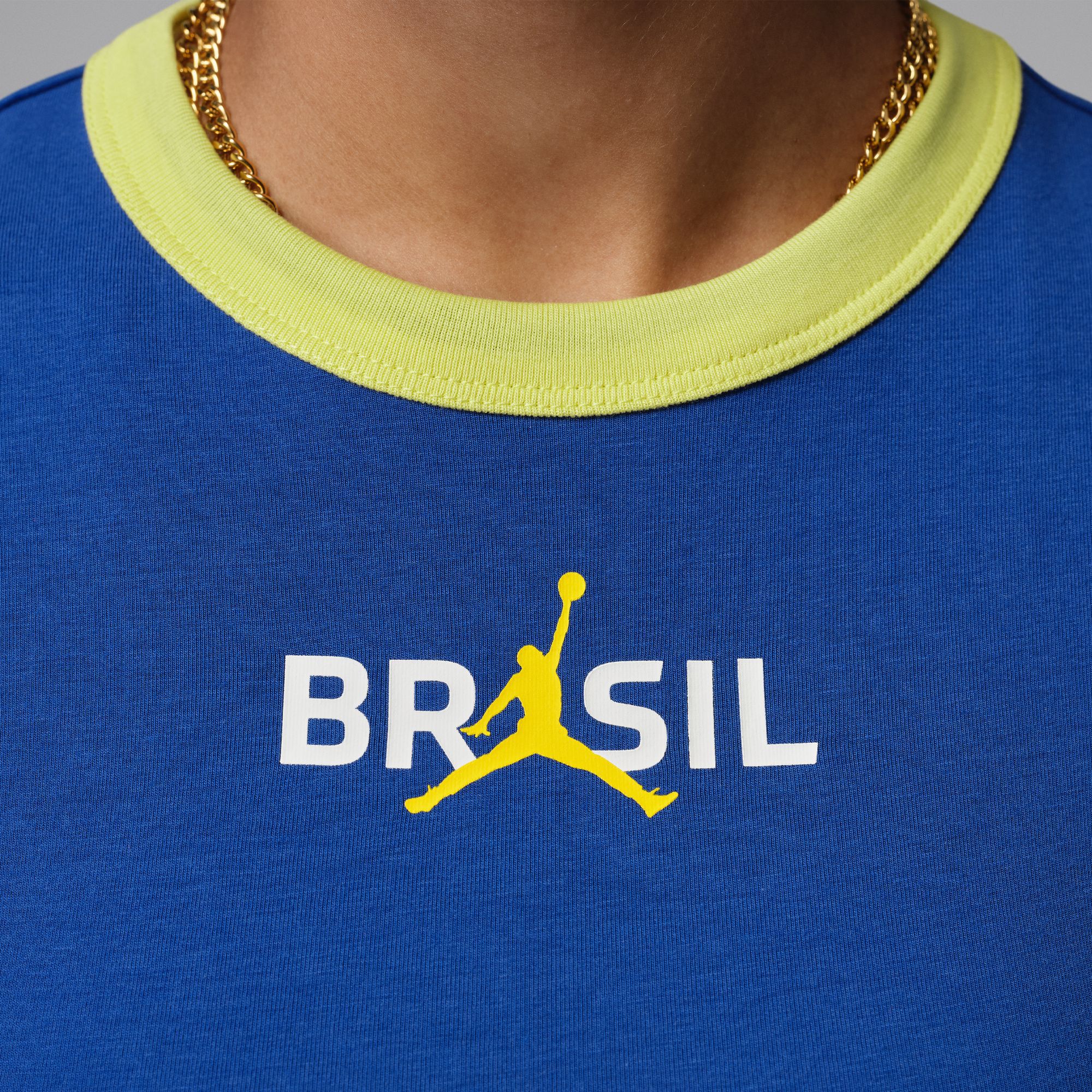Jordan Women's Graphic Brazil Crewneck Shirt product image