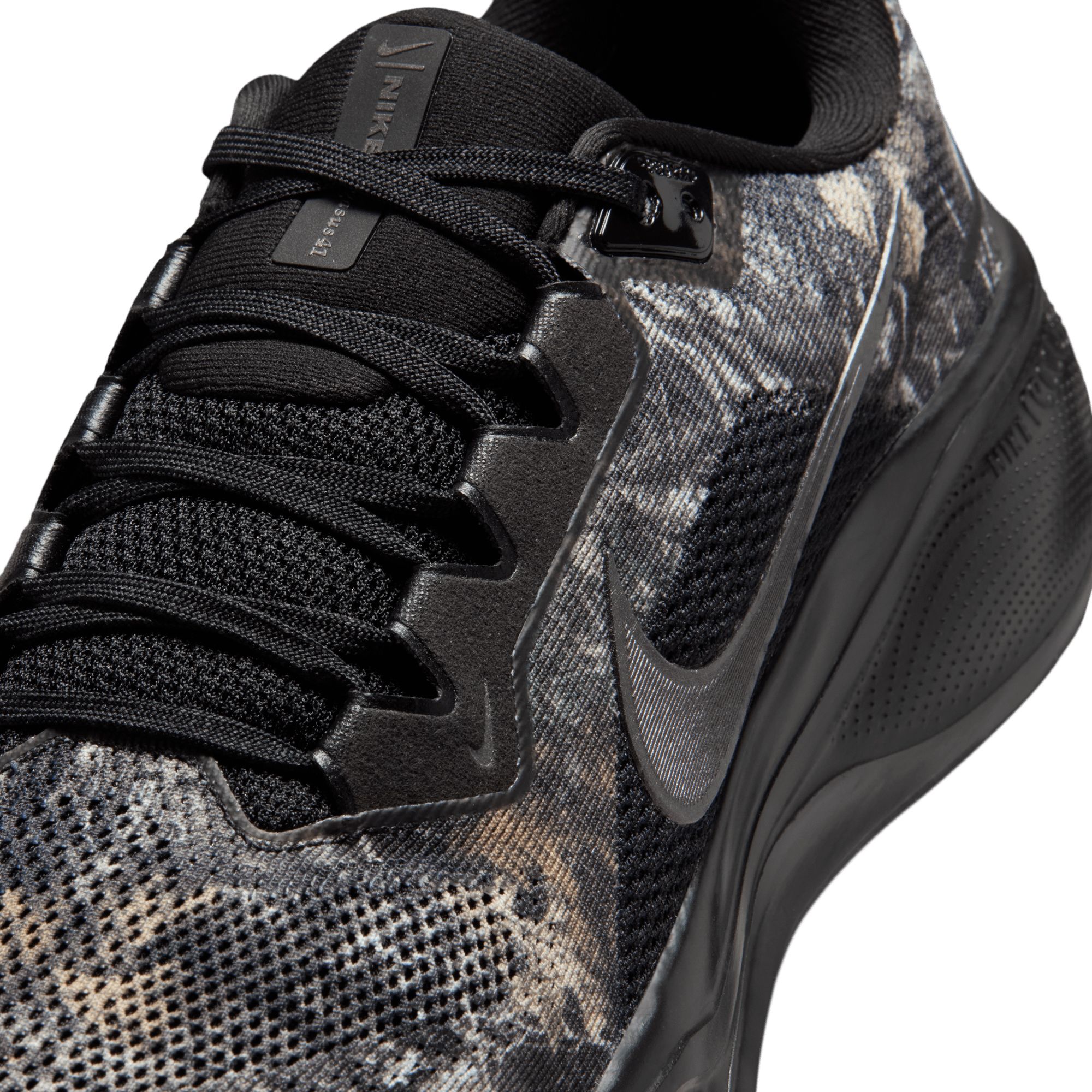 Nike Men's Pegasus 41 Running Shoes product image