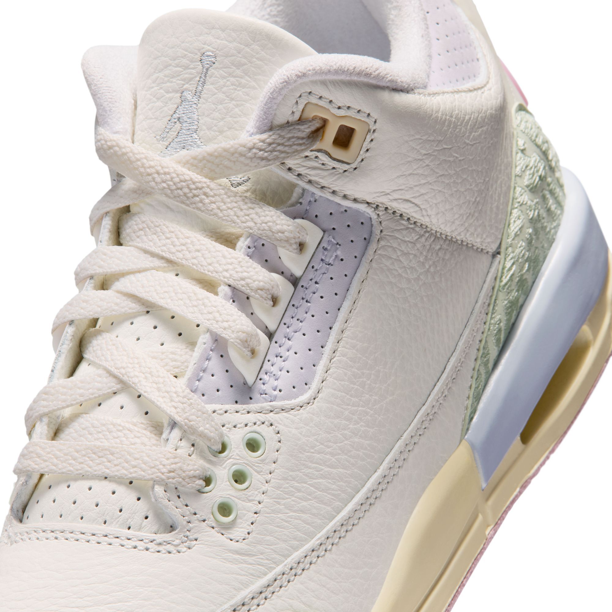 Air Jordan Kids' Grade School 3 Retro 'Sail and Jade Aura' Basketball Shoes product image