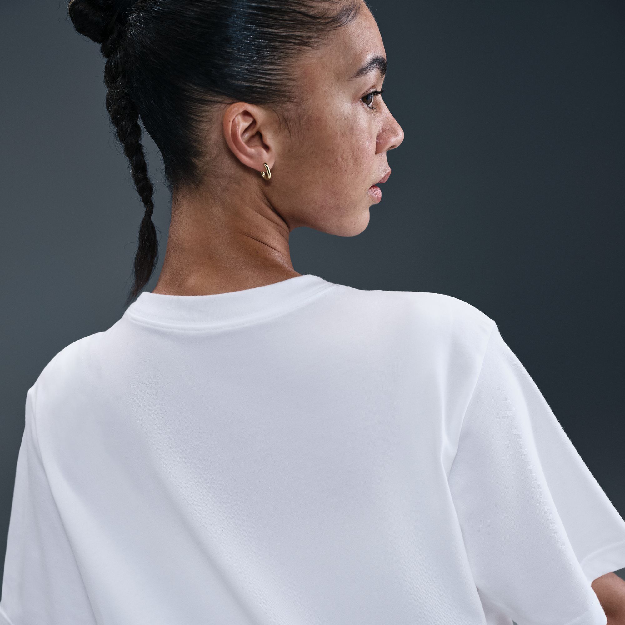 Nike Women's Dri-FIT Short-Sleeve Basketball T-Shirt product image