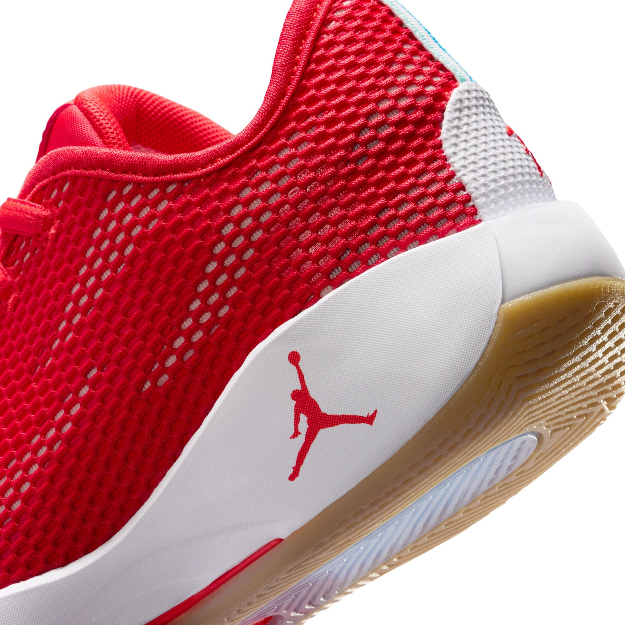 Jordan Kids' Grade School Luka .77 Basketball Shoes product image