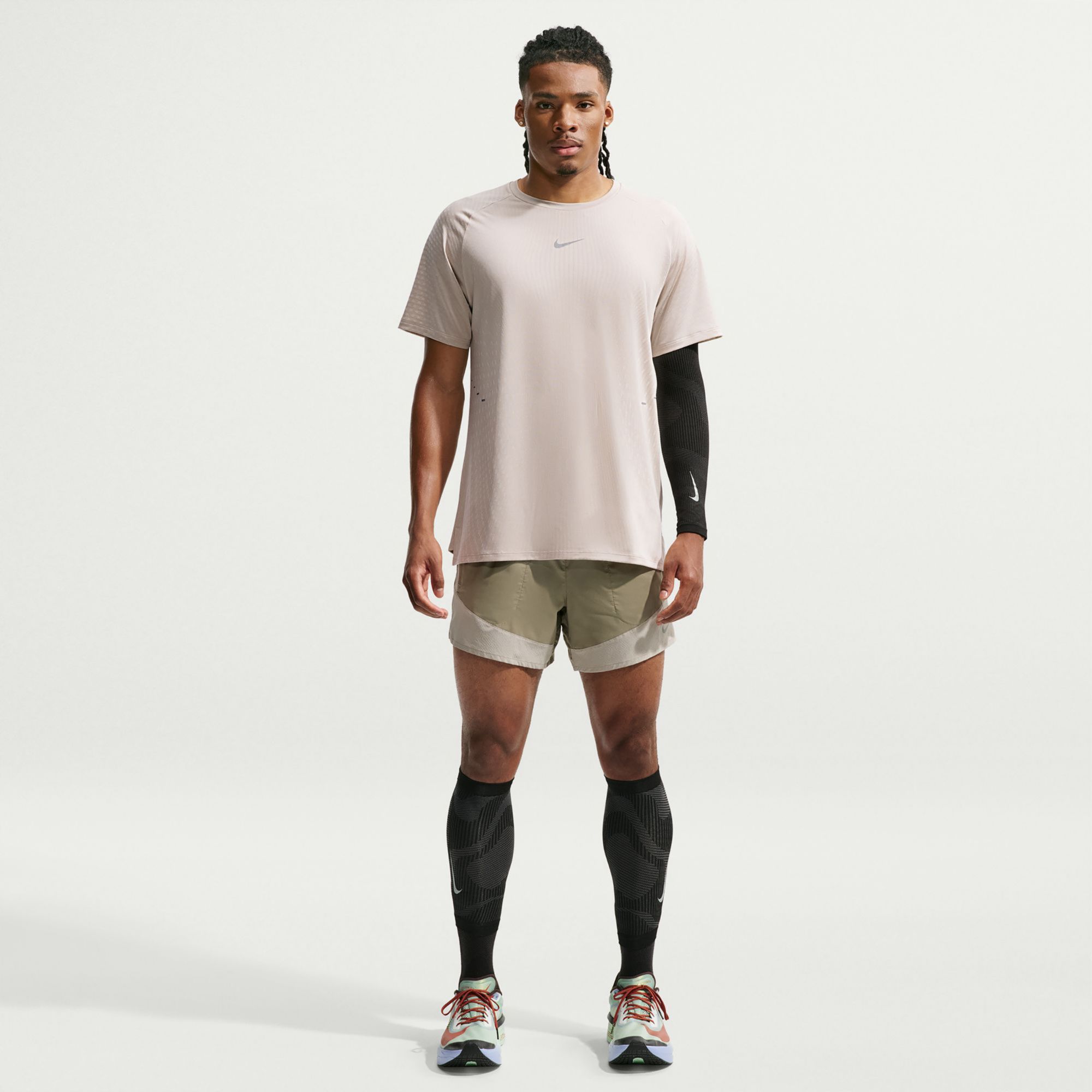 Nike Men's Stride Aero-FIT Running T-Shirt product image