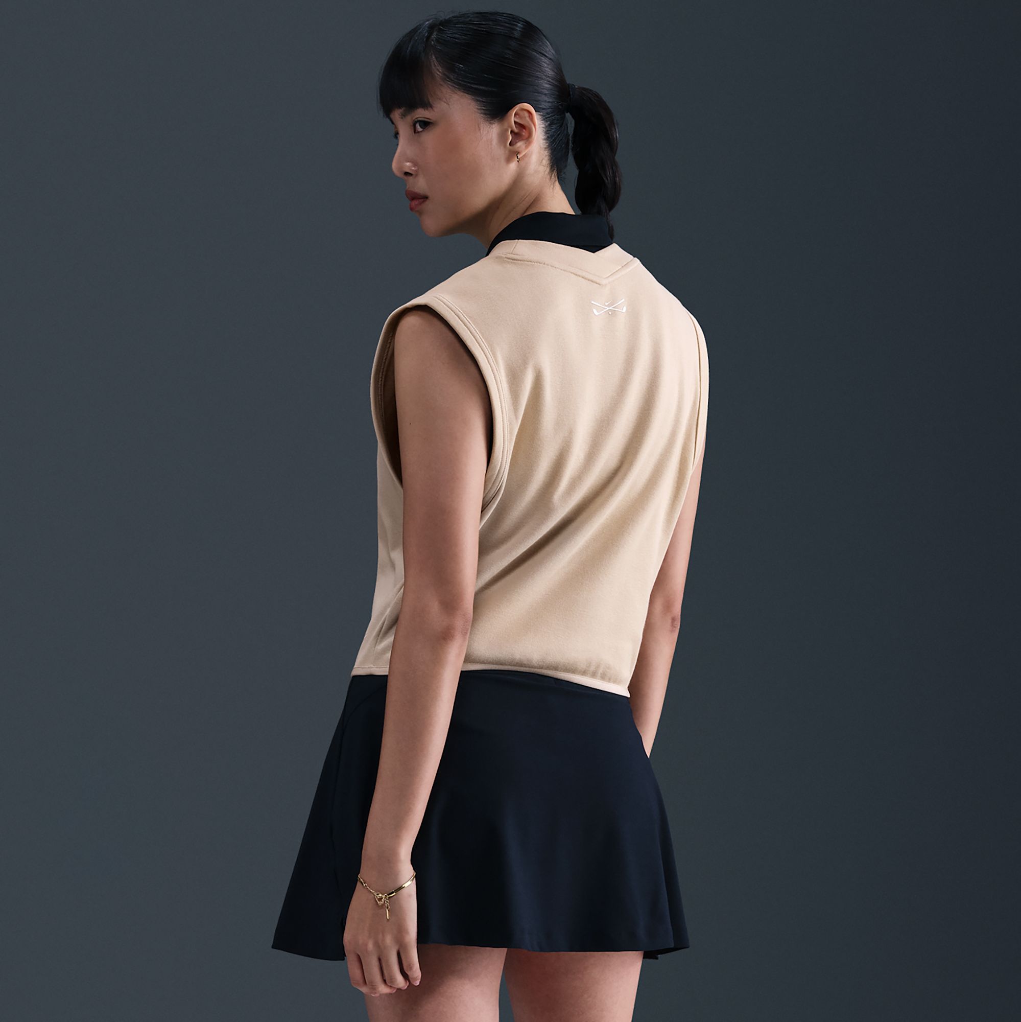 Nike Women's V-Neck Golf Vest product image