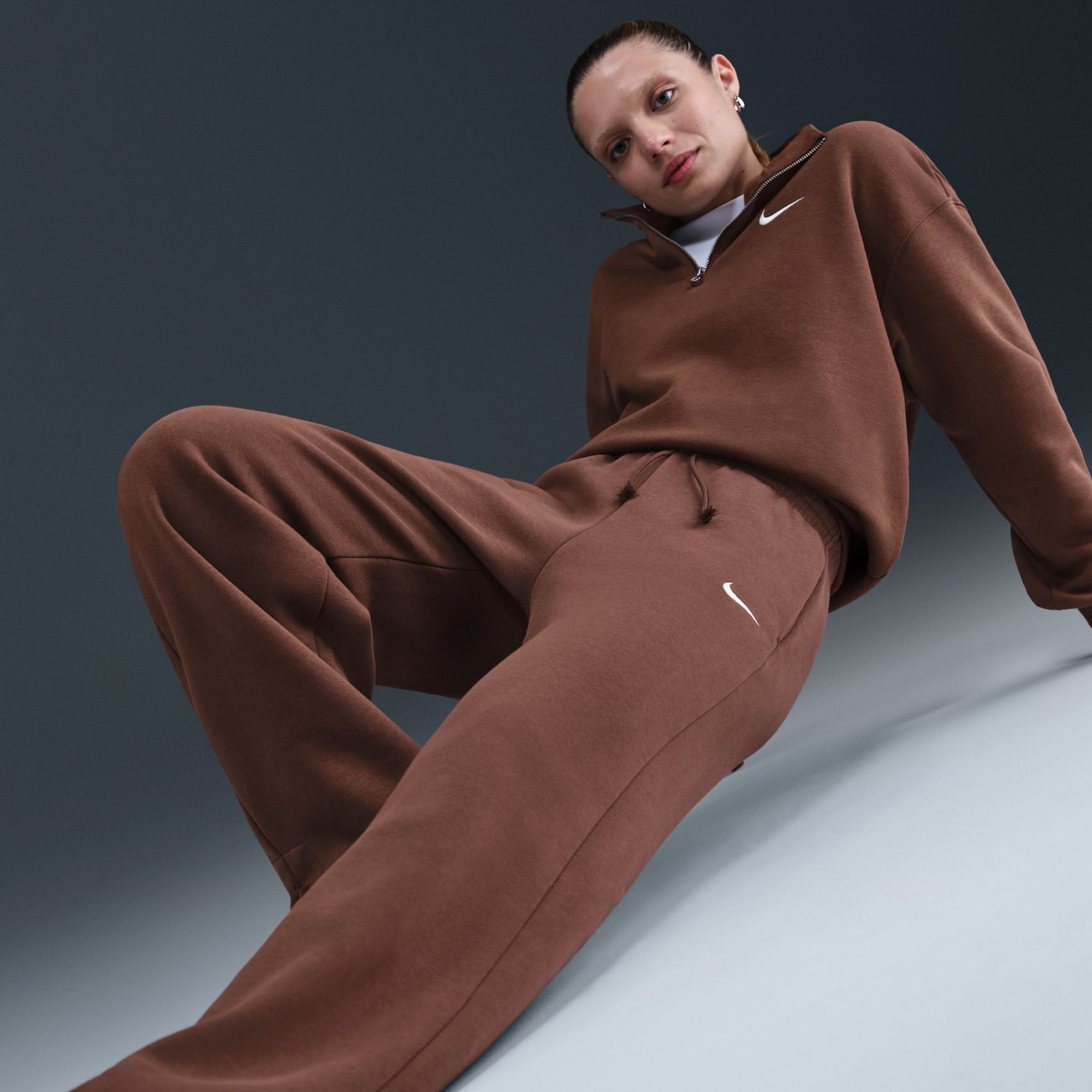 Nike Women's Sportswear Phoenix Fleece High-Waisted Wide-Leg Pants product image