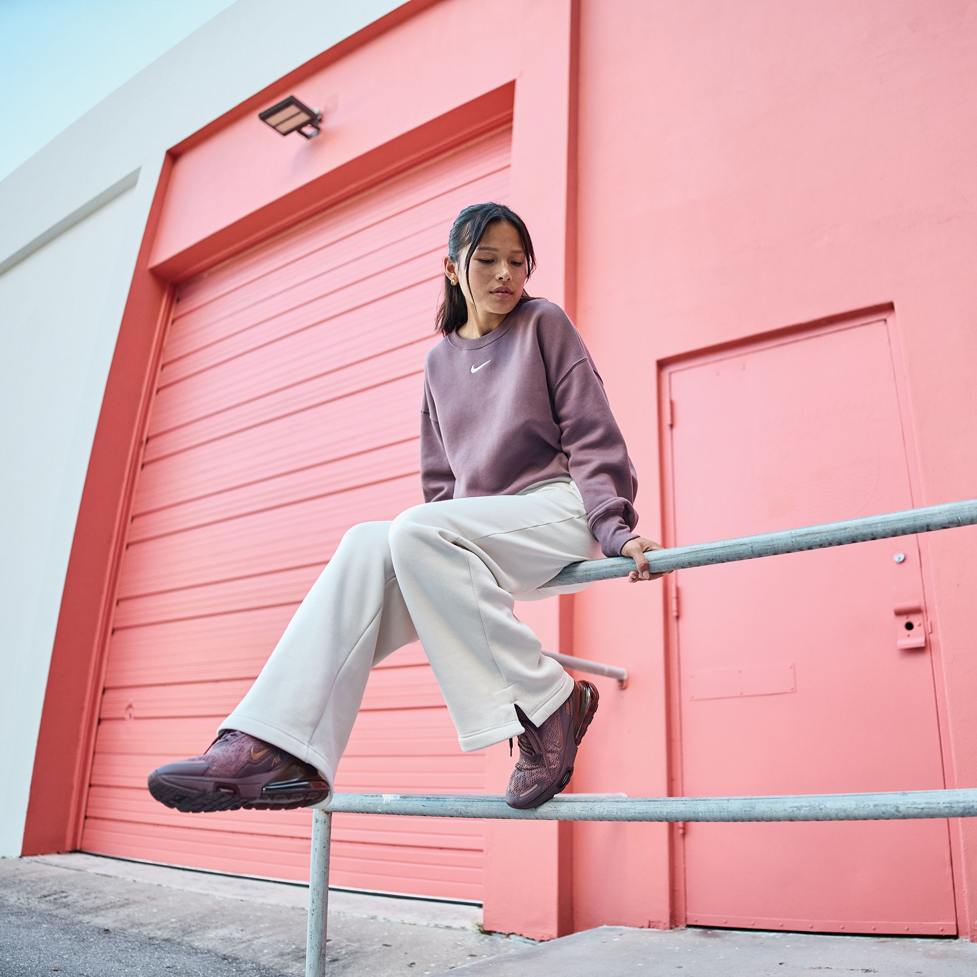 Nike Women's Sportswear Phoenix Fleece High-Waisted Wide-Leg Pants product image