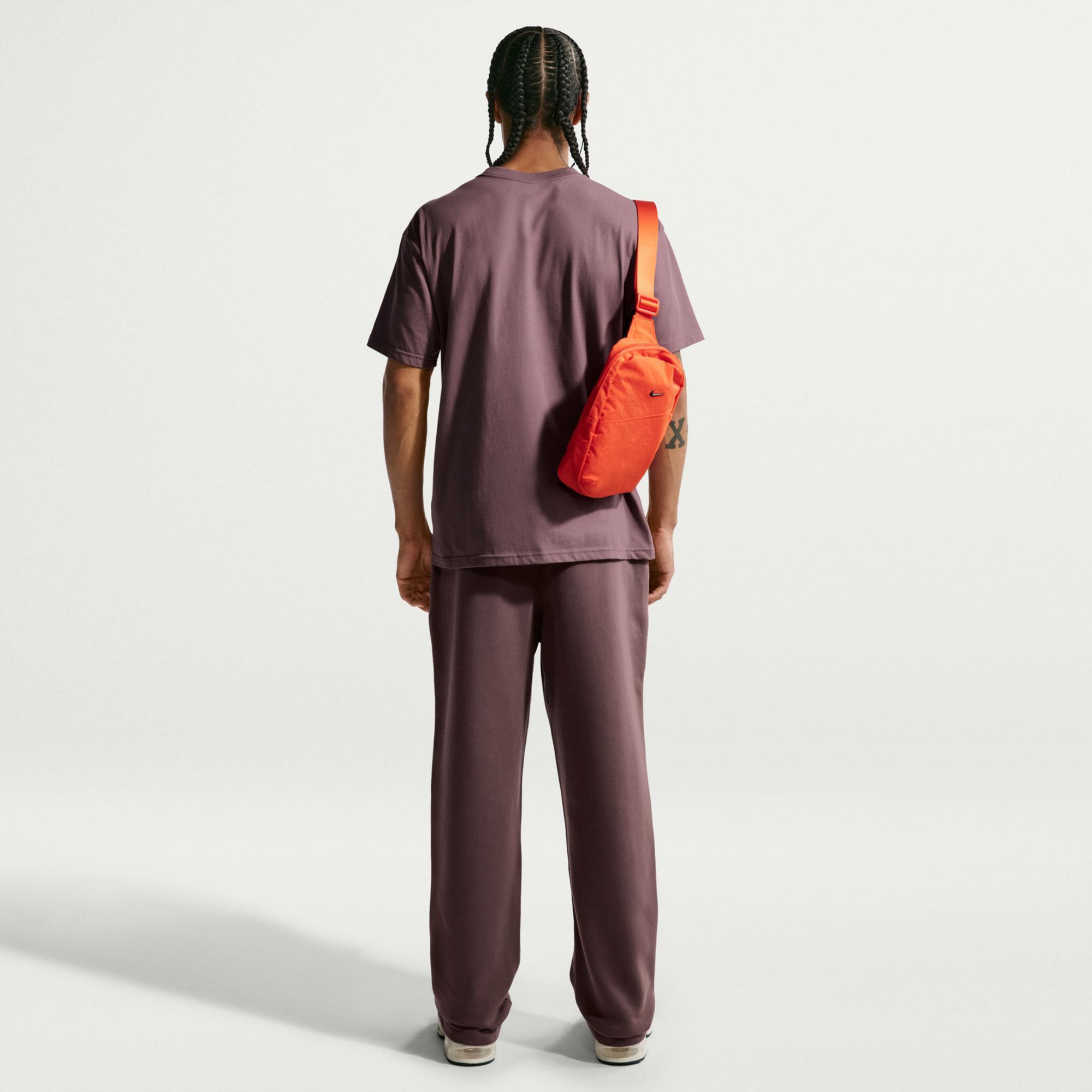 Nike Men's Sportswear Palm Tree Graphic T-Shirt product image