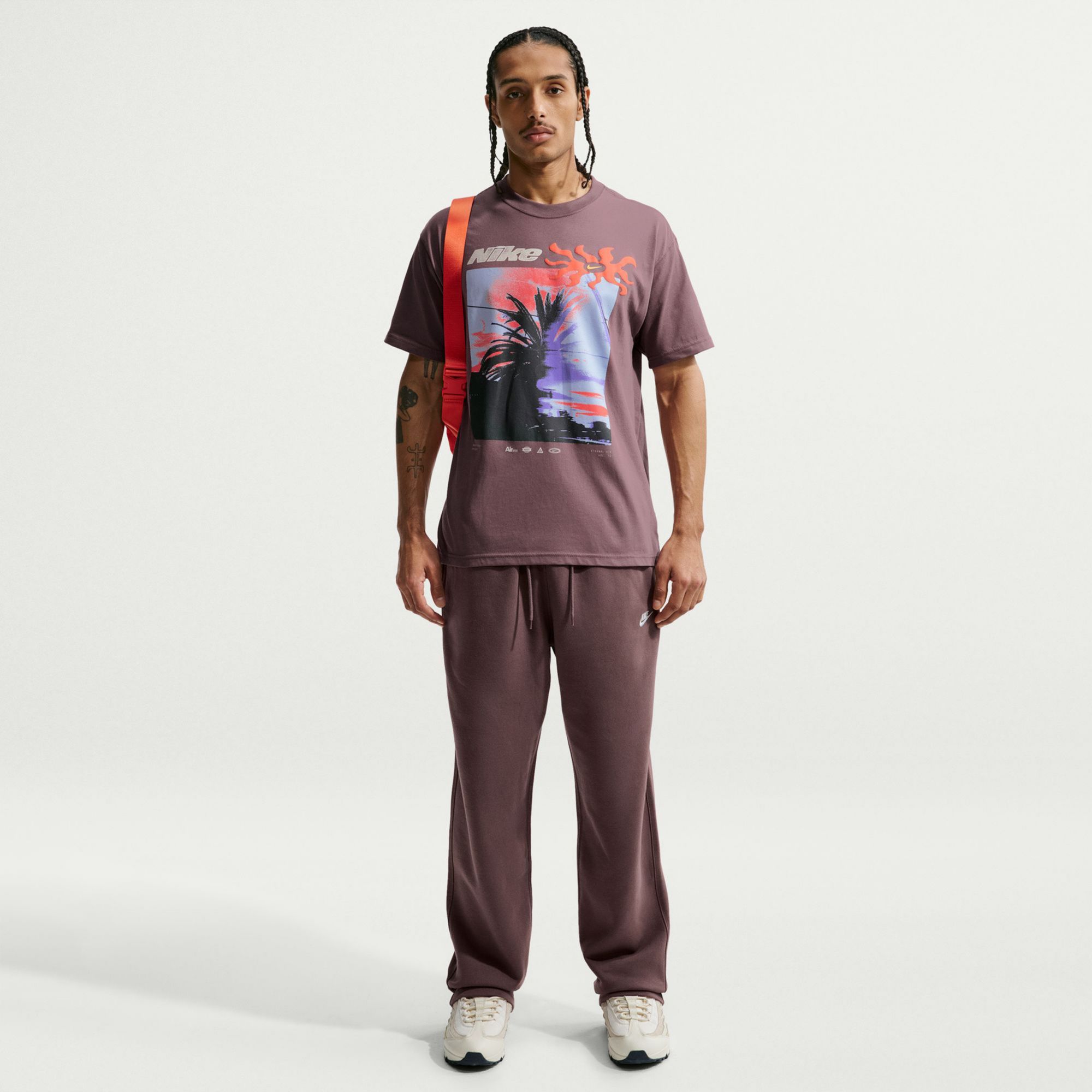 Nike Men's Sportswear Palm Tree Graphic T-Shirt product image