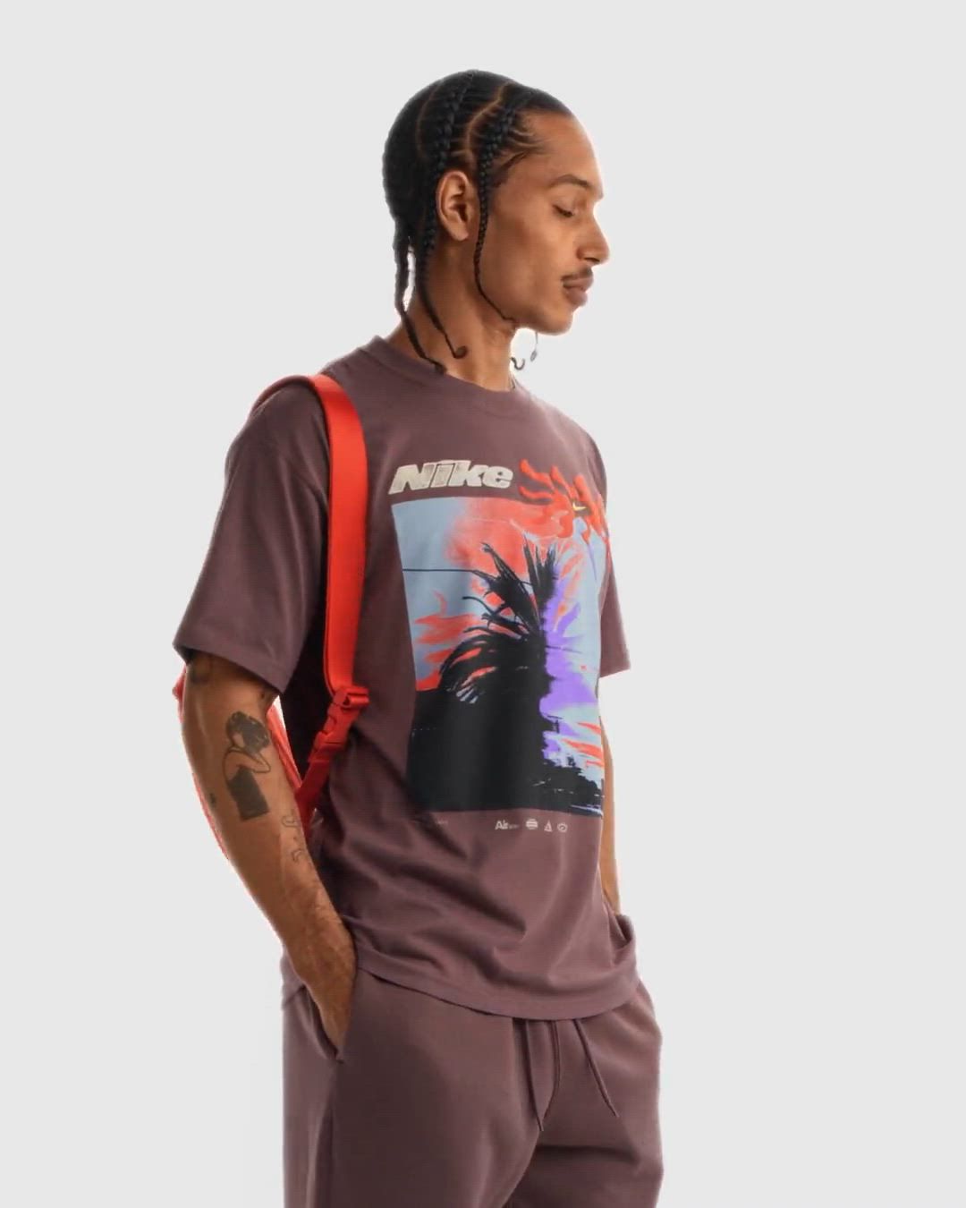Nike Men's Sportswear Palm Tree Graphic T-Shirt product