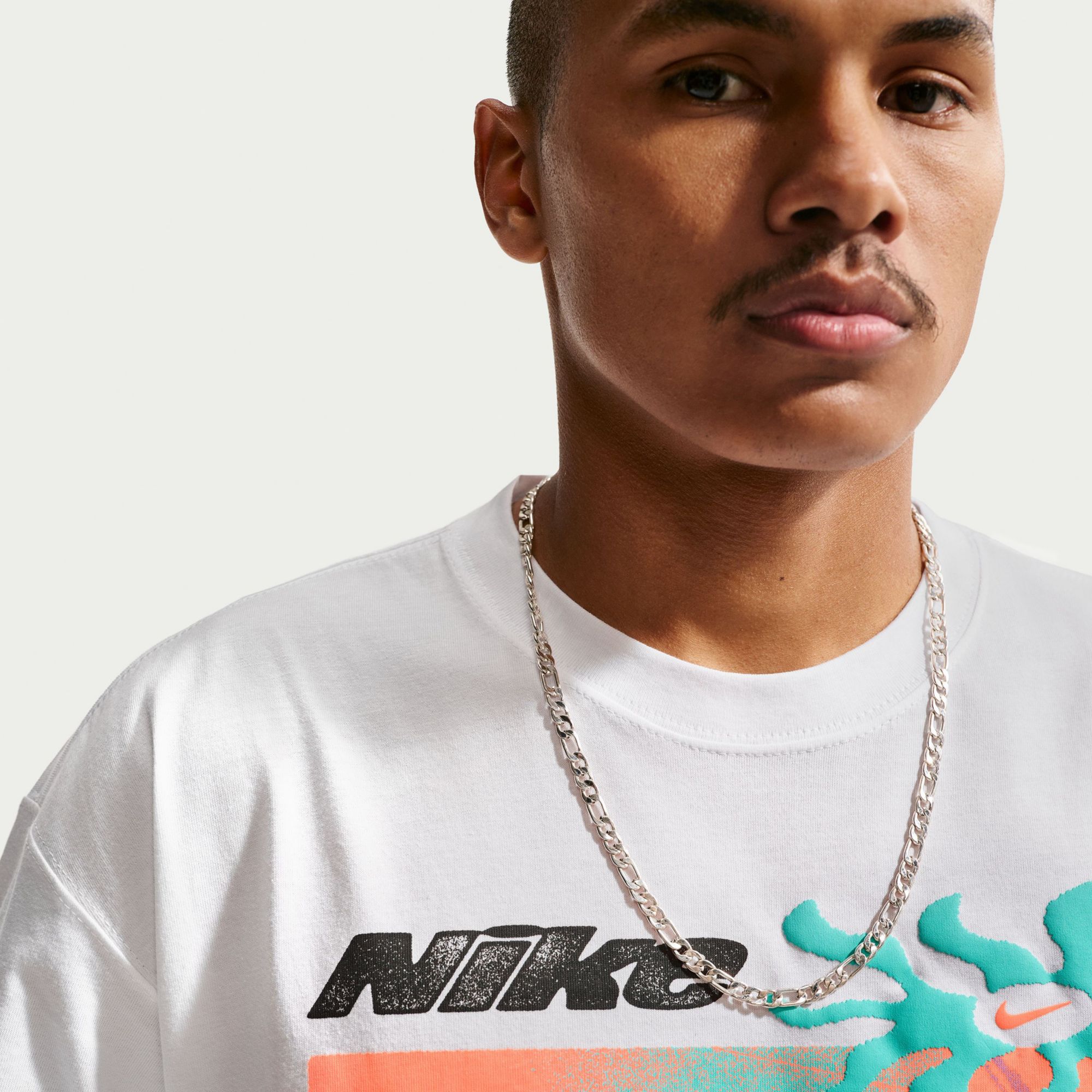 Nike Men's Sportswear Palm Tree Graphic T-Shirt product image