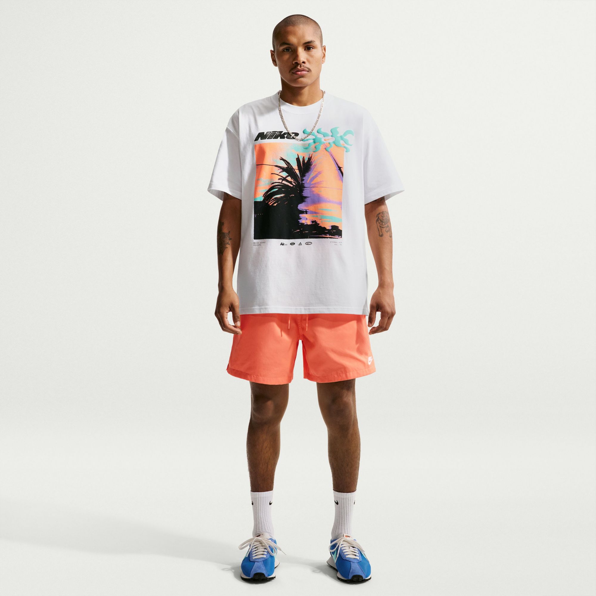 Nike Men's Sportswear Palm Tree Graphic T-Shirt product image