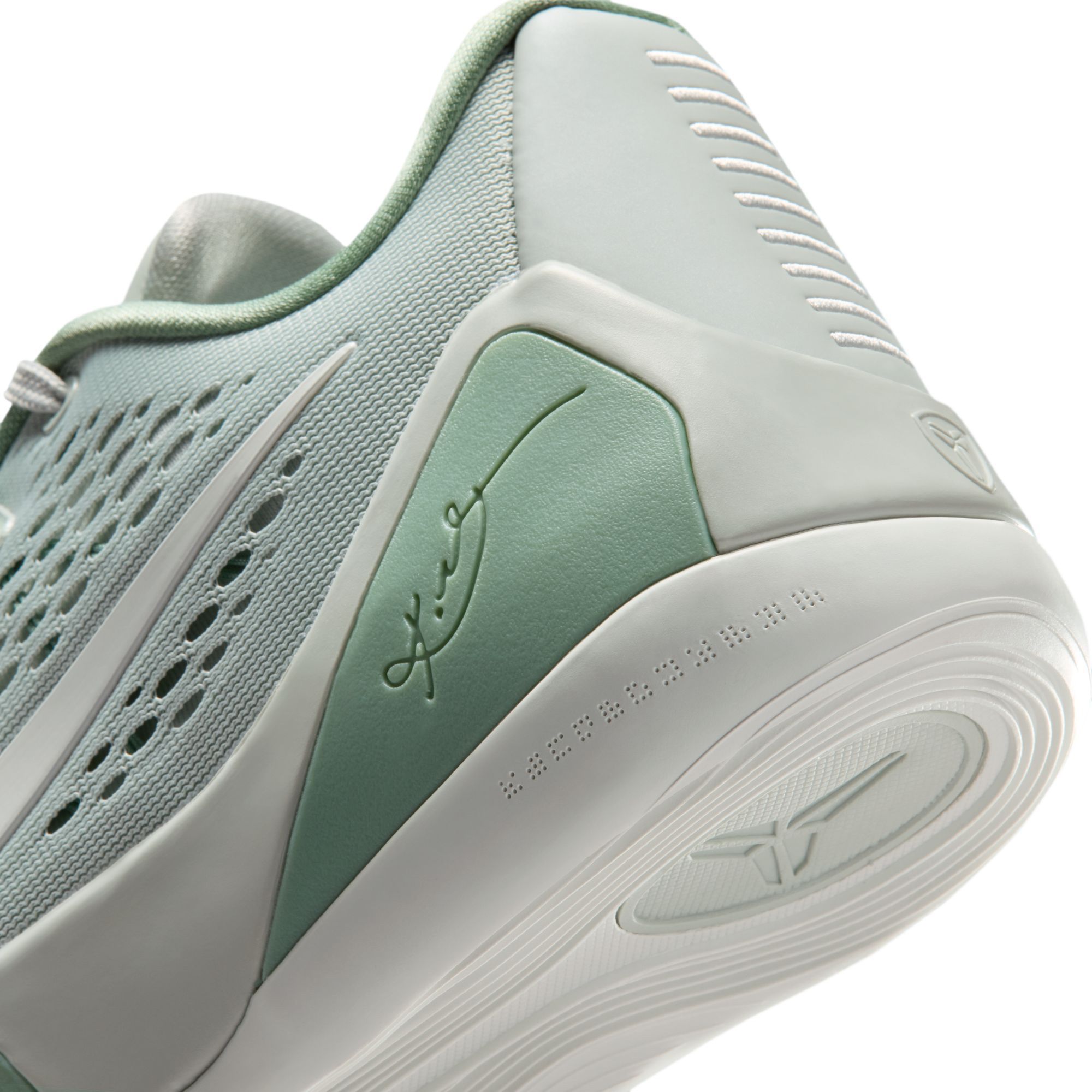 Nike Kobe 9 Elite Low Protro 'Silver' Basketball Shoes product image