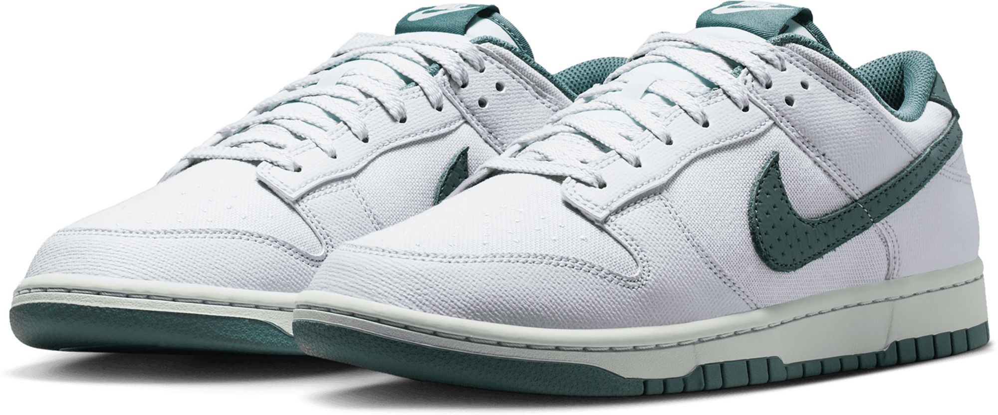 Nike Men's Dunk Low Shoes product image