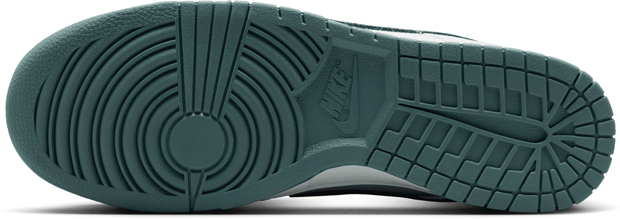 Nike Men's Dunk Low Shoes product image