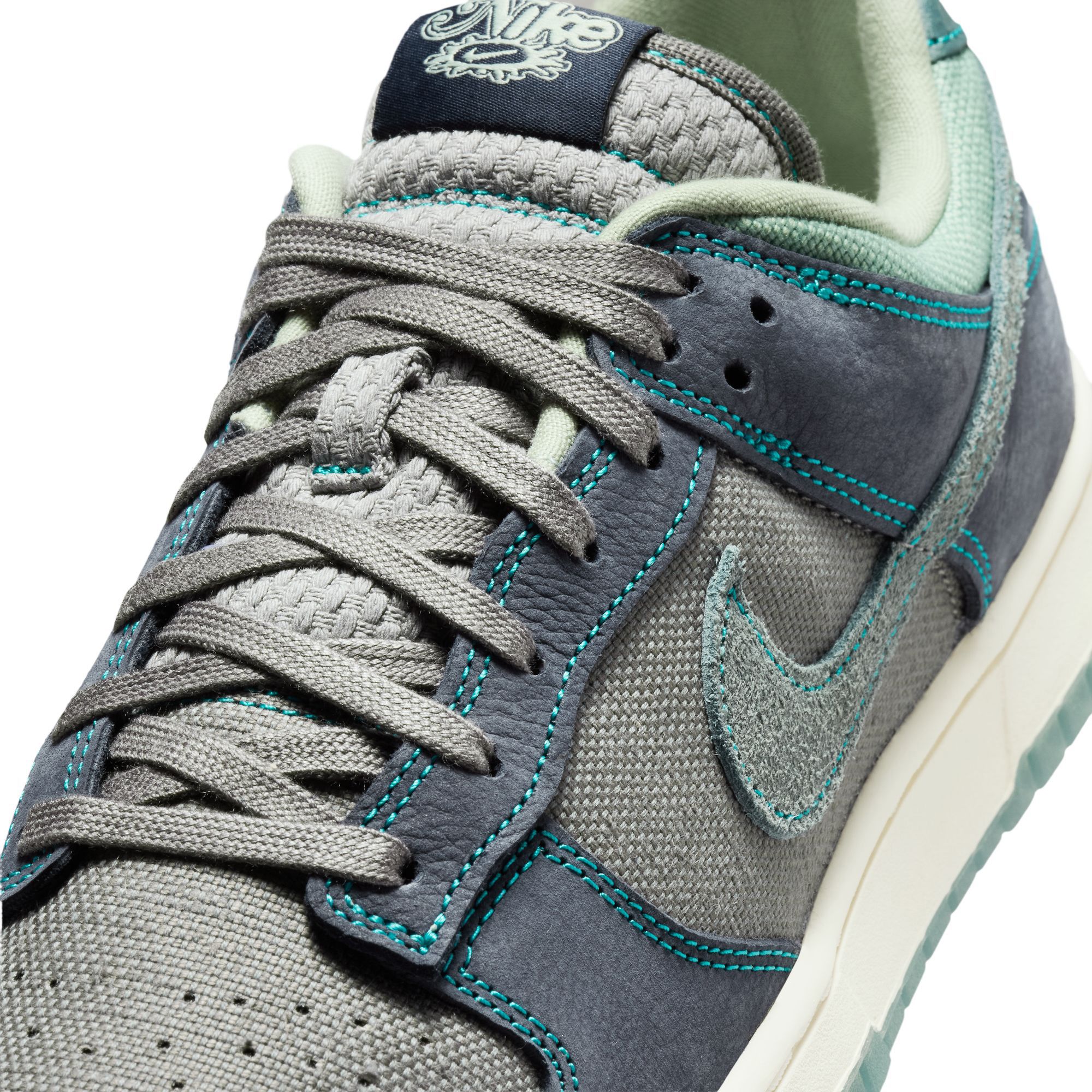 Nike Men's Dunk Low Shoes product image