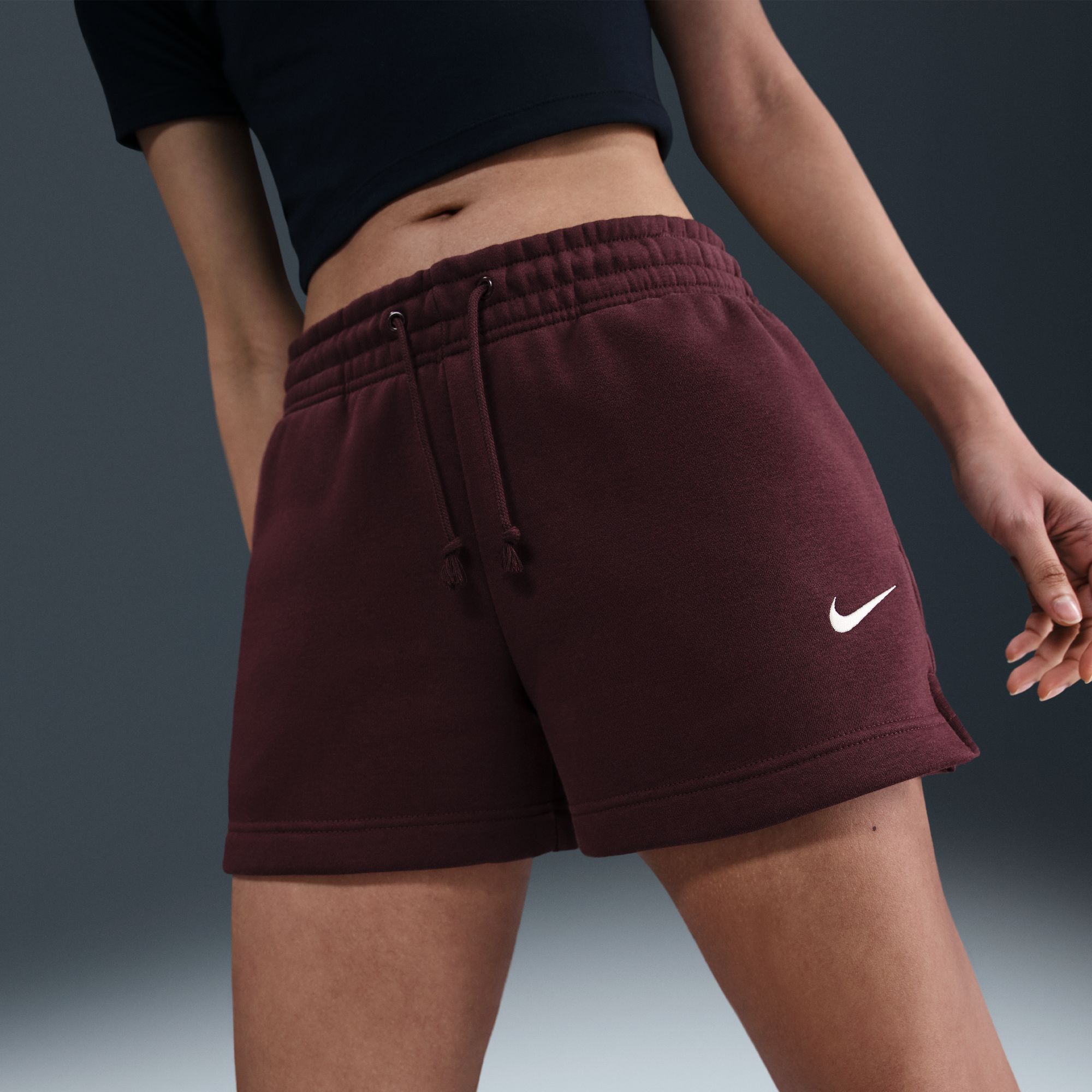 Nike Women's Sportswear Phoenix Fleece Mid-Rise 4" Shorts product image