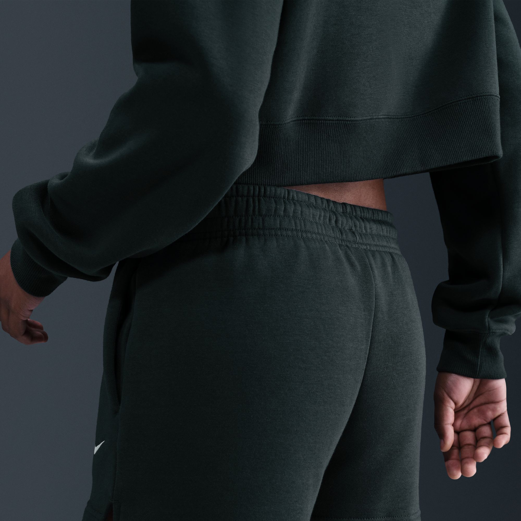 Nike Women's Sportswear Phoenix Fleece Mid-Rise 4" Shorts product image