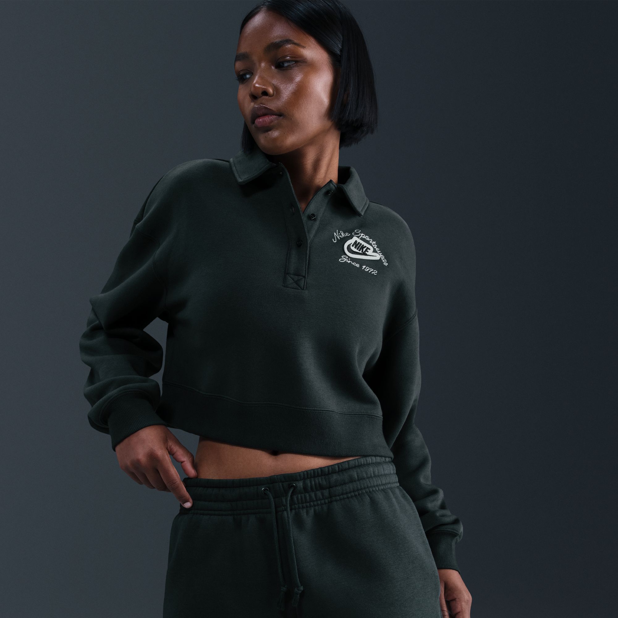 Nike Women's Sportswear Phoenix Fleece Mid-Rise 4" Shorts product image